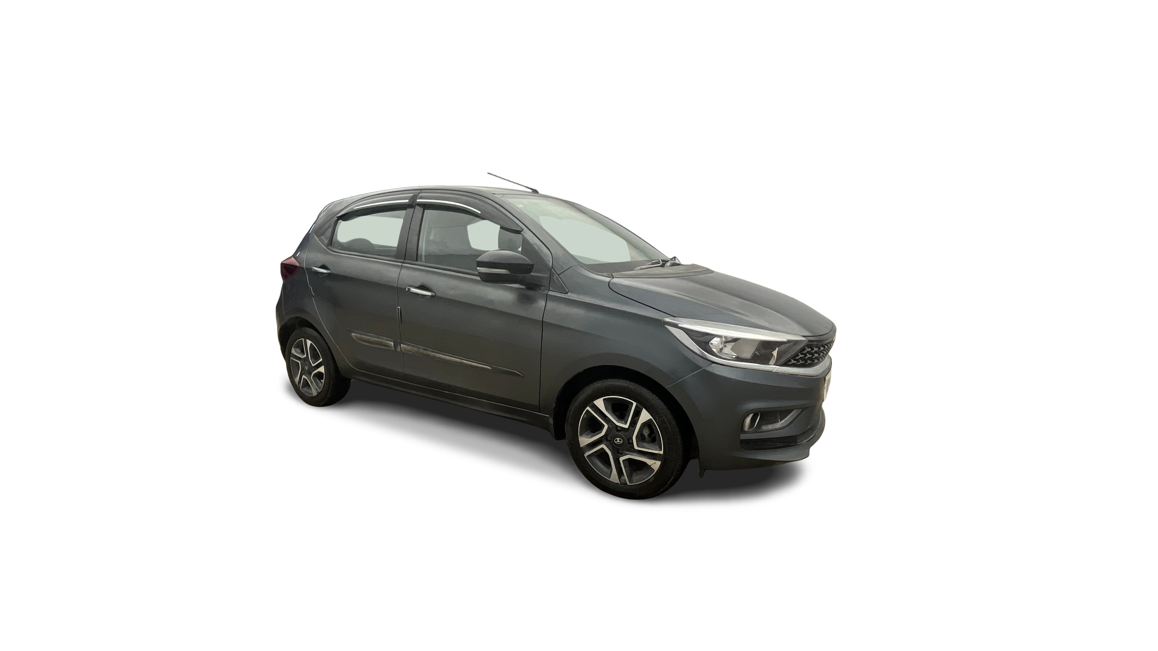 2024 Tata Tiago - Hatchback - Petrol - Manual - ₹5.69 lakh