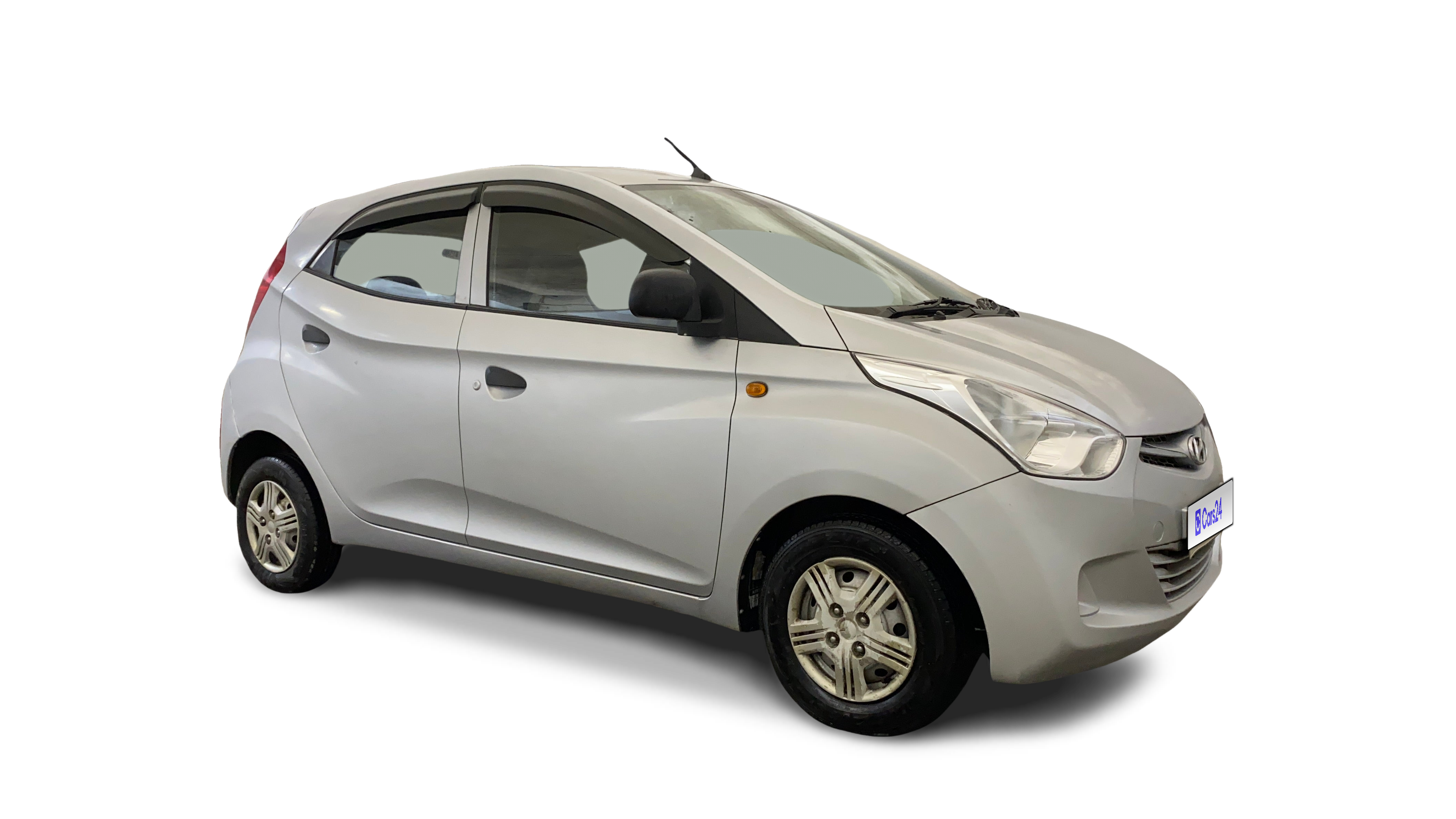 2015 Hyundai Eon - Hatchback - Petrol - Manual - ₹1.32 lakh