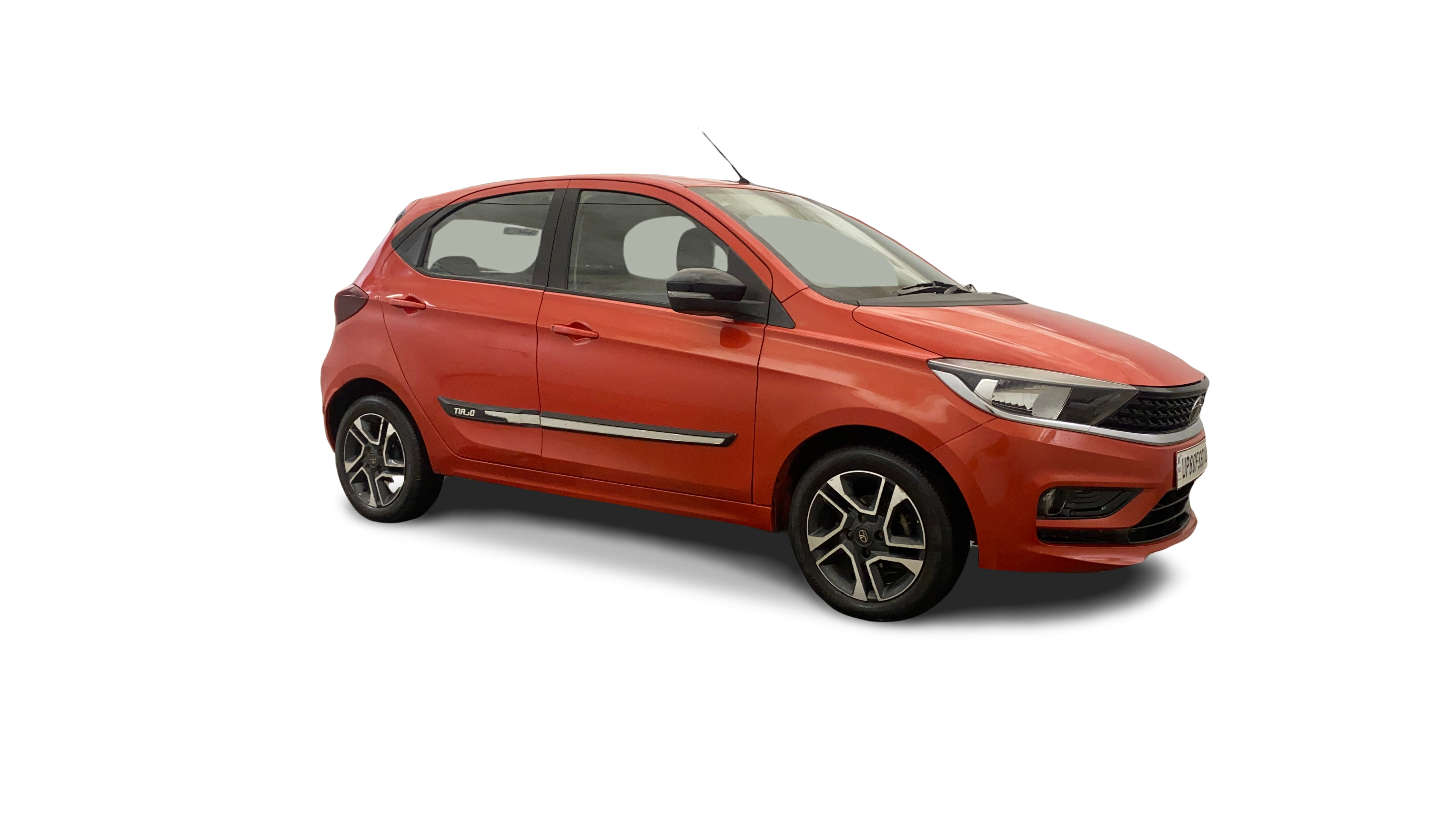 Tata Tiago-img