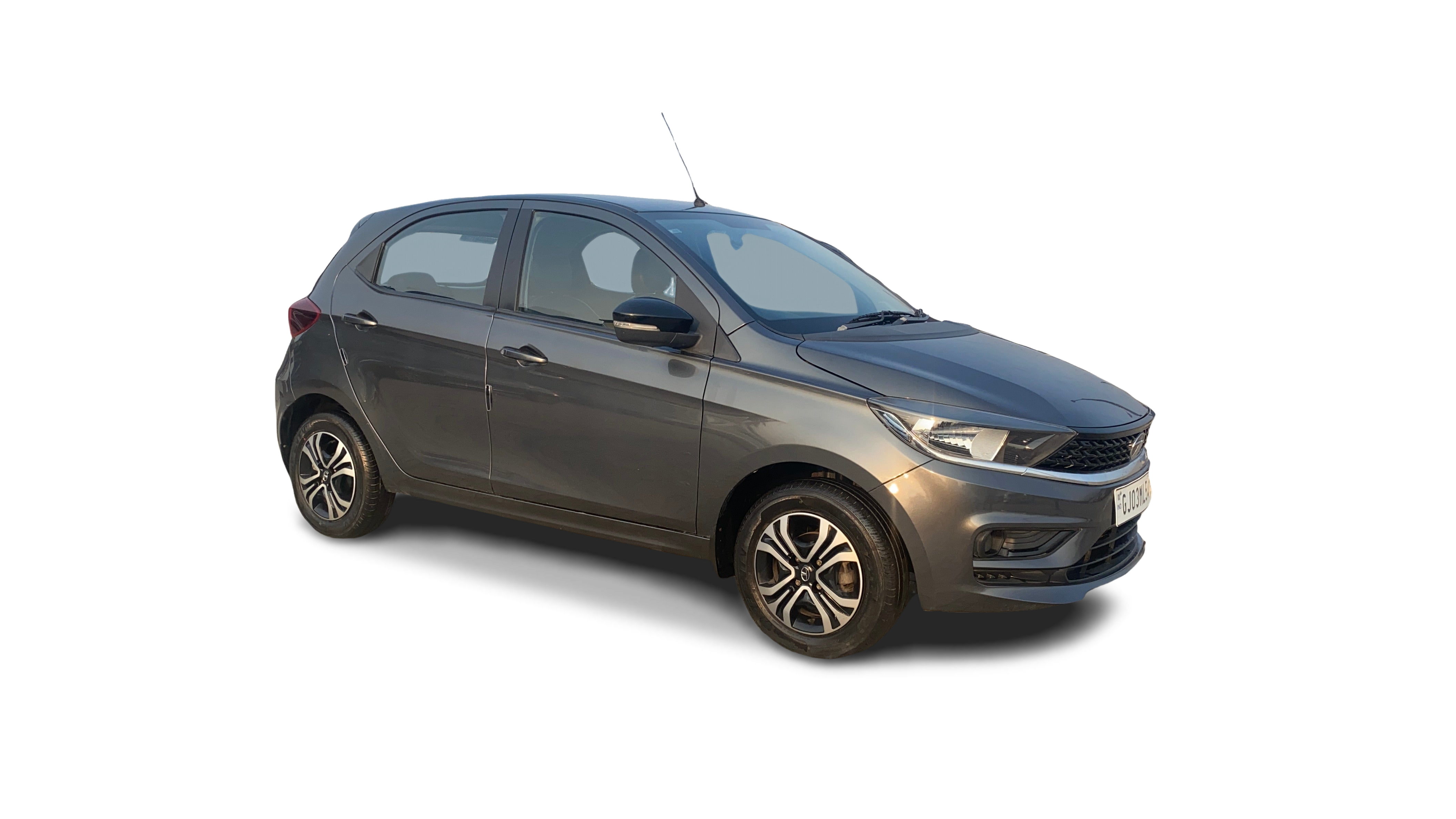 Tata Tiago-img