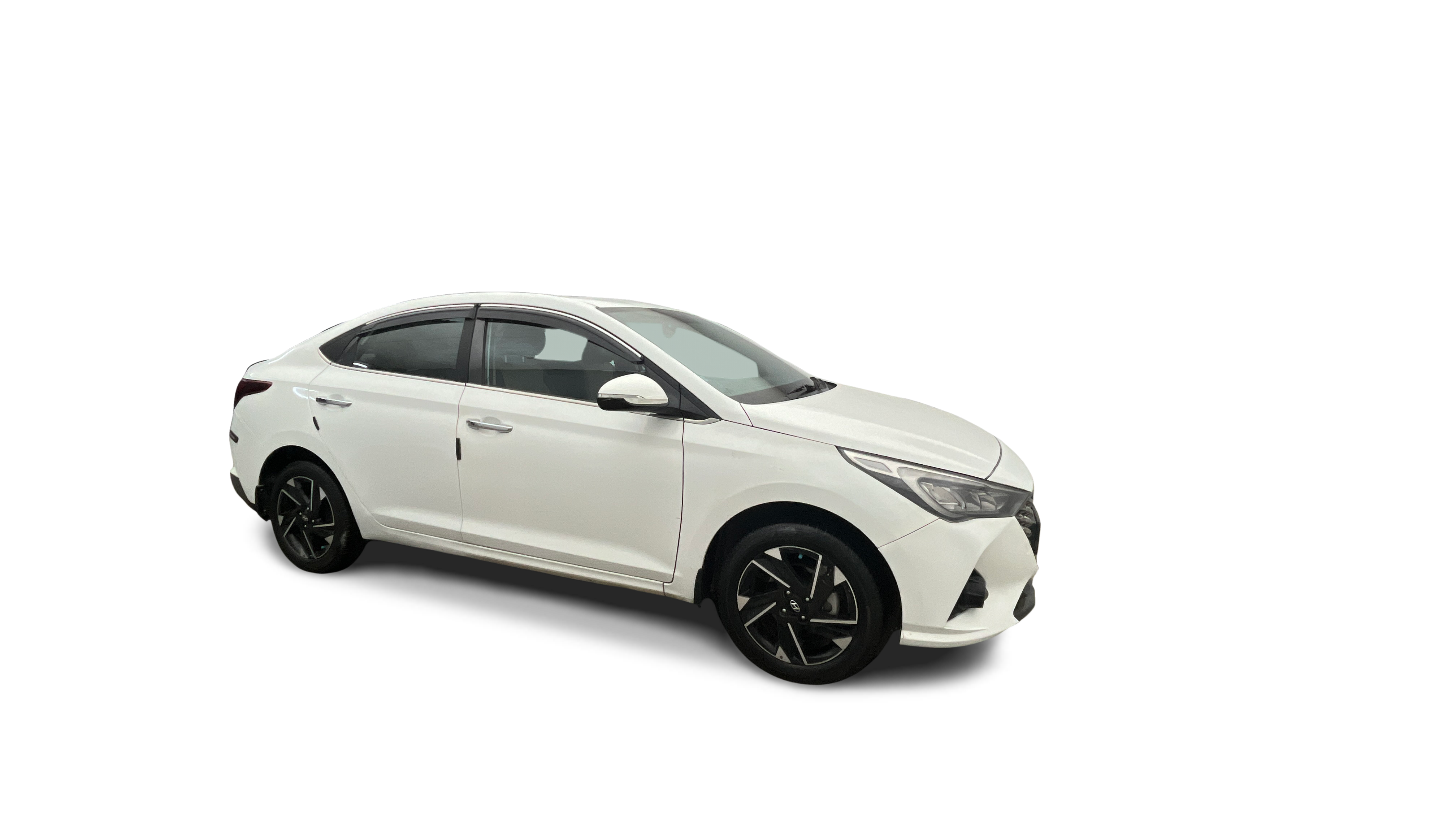 2022 Hyundai Verna - Sedan - Petrol - Automatic - ₹9.09 lakh