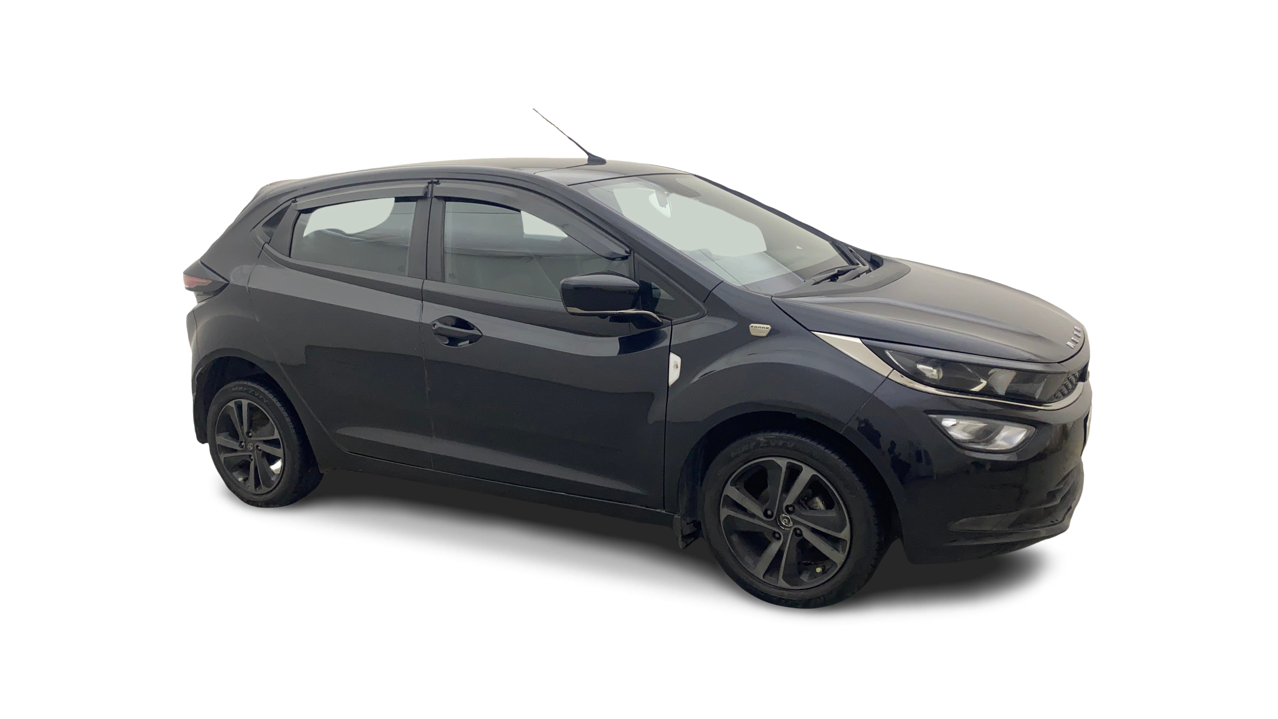 2022 Tata ALTROZ - Hatchback - Petrol - Manual - ₹6.40 lakh