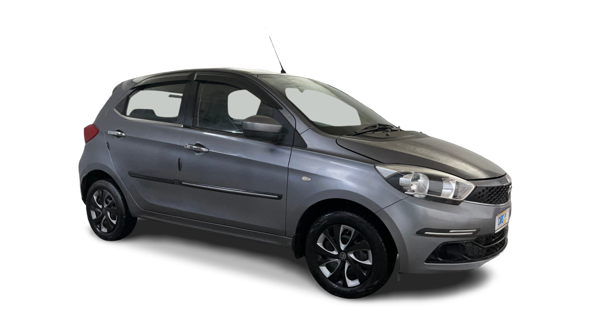 Tata Tiago-img