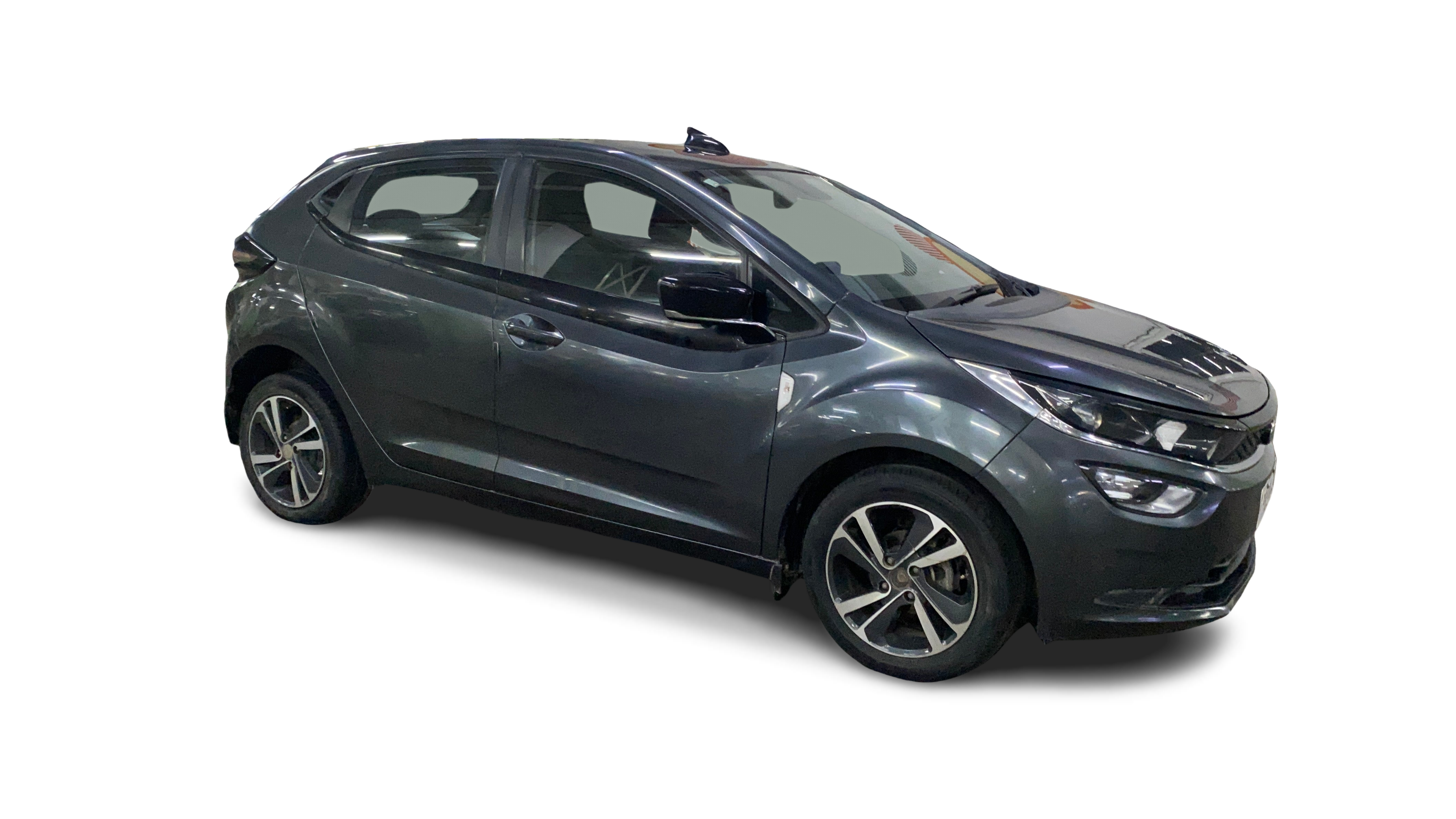 Tata ALTROZ-img