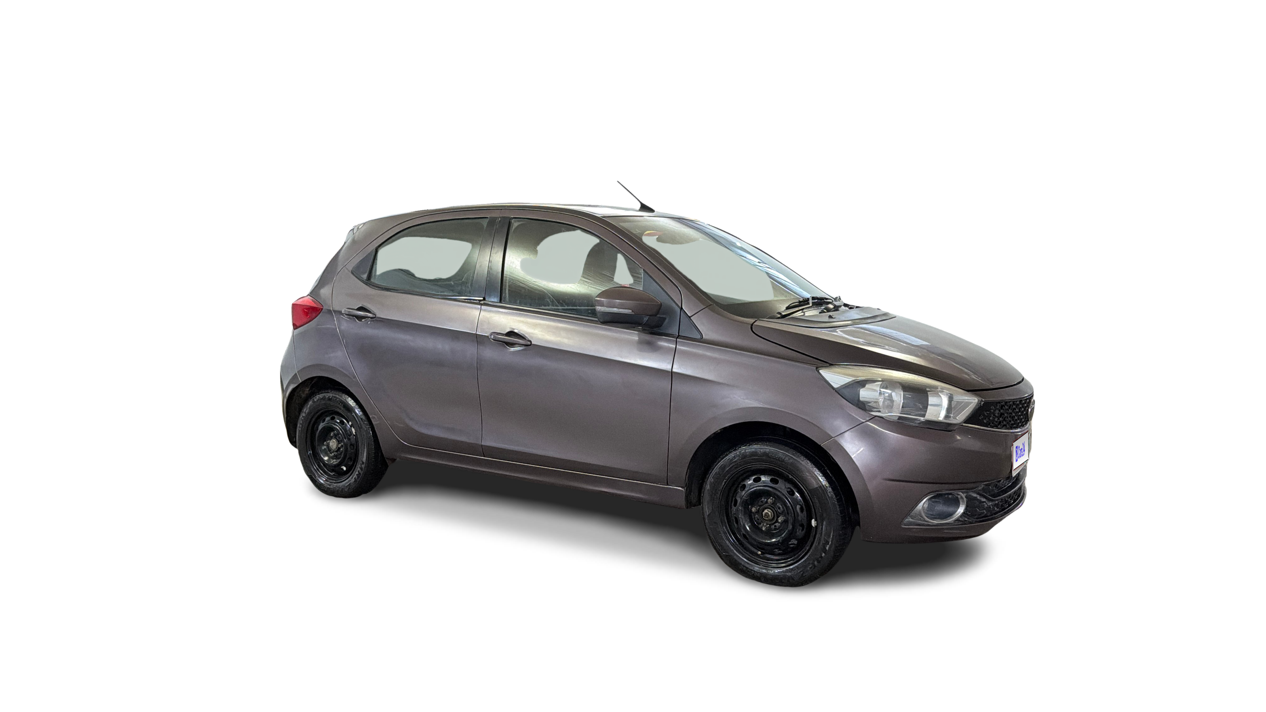 2017 Tata Tiago - Hatchback - Petrol - Manual - ₹2.10 lakh