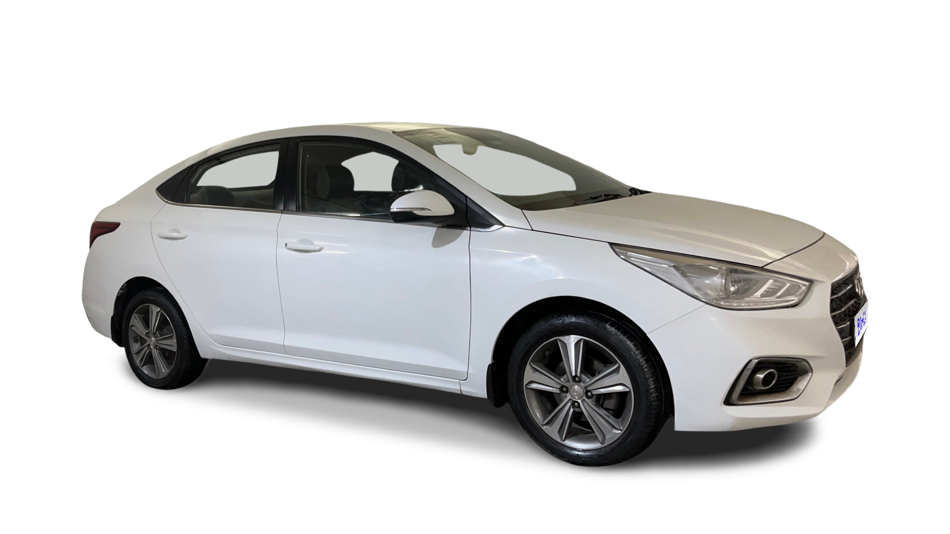 Hyundai Verna-img