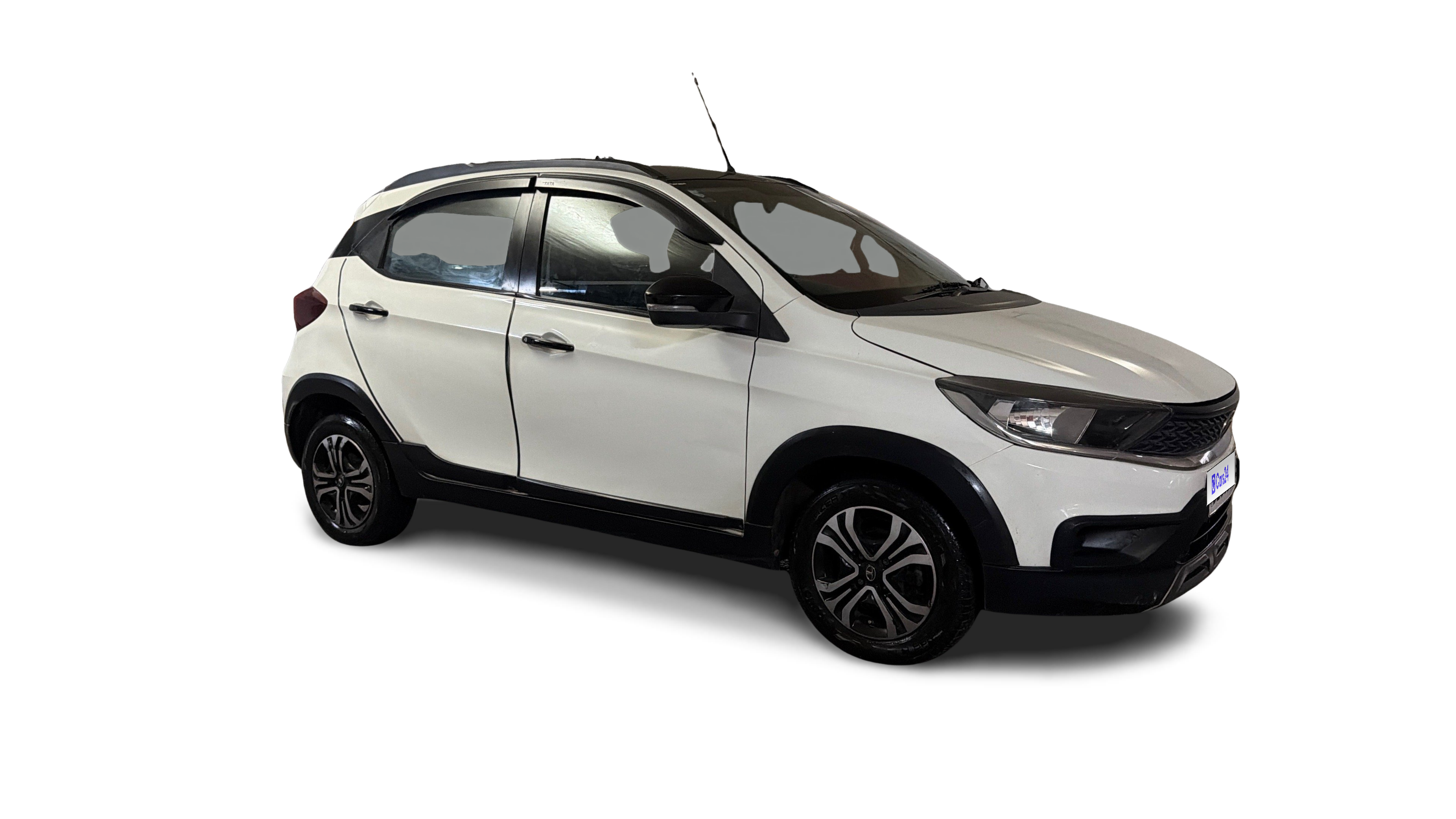 2022 Tata TIAGO NRG - Hatchback - CNG - Manual - ₹4.91 lakh