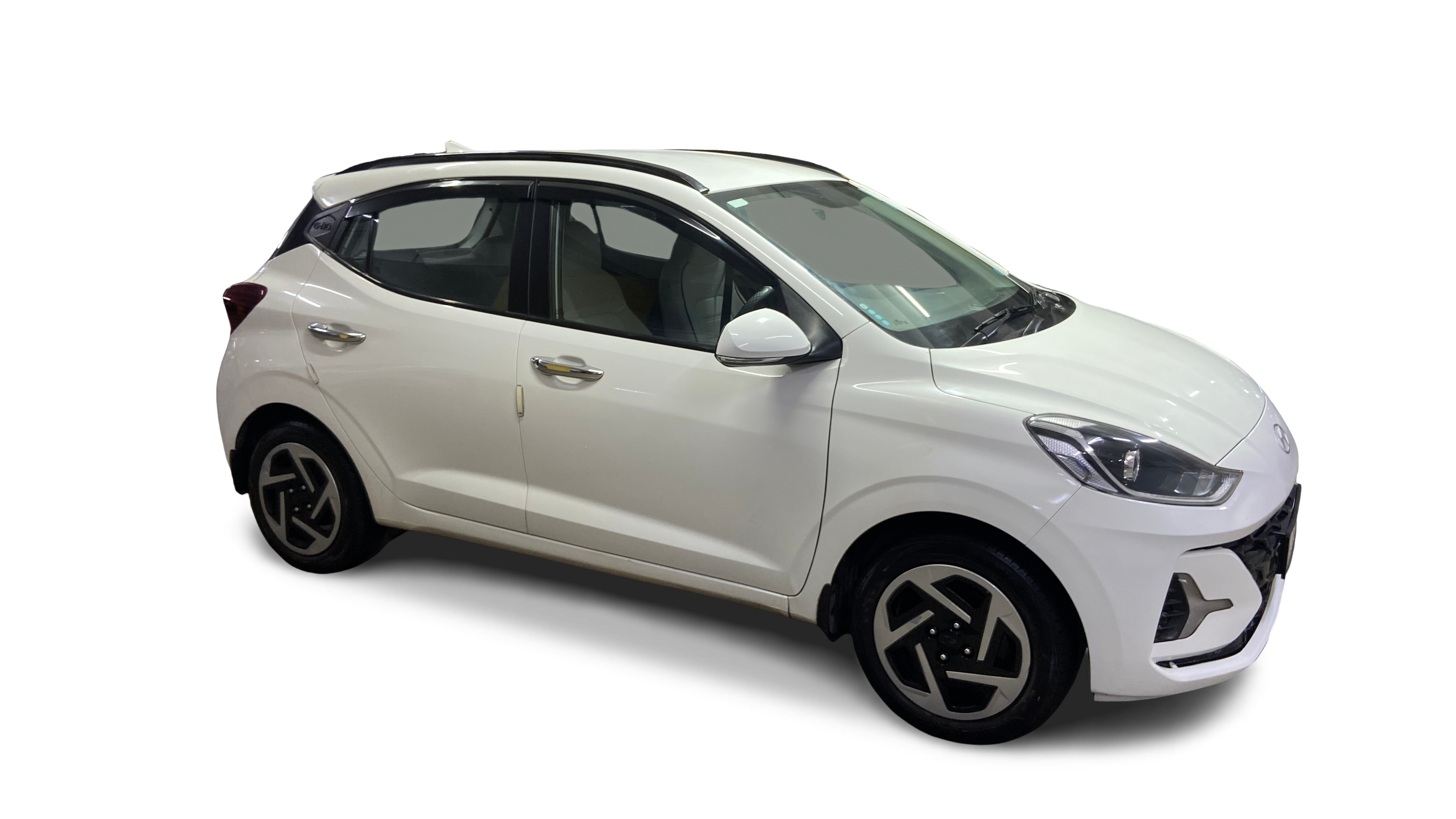 2023 Hyundai GRAND I10 NIOS - Hatchback - Petrol - Manual - ₹5.63 lakh