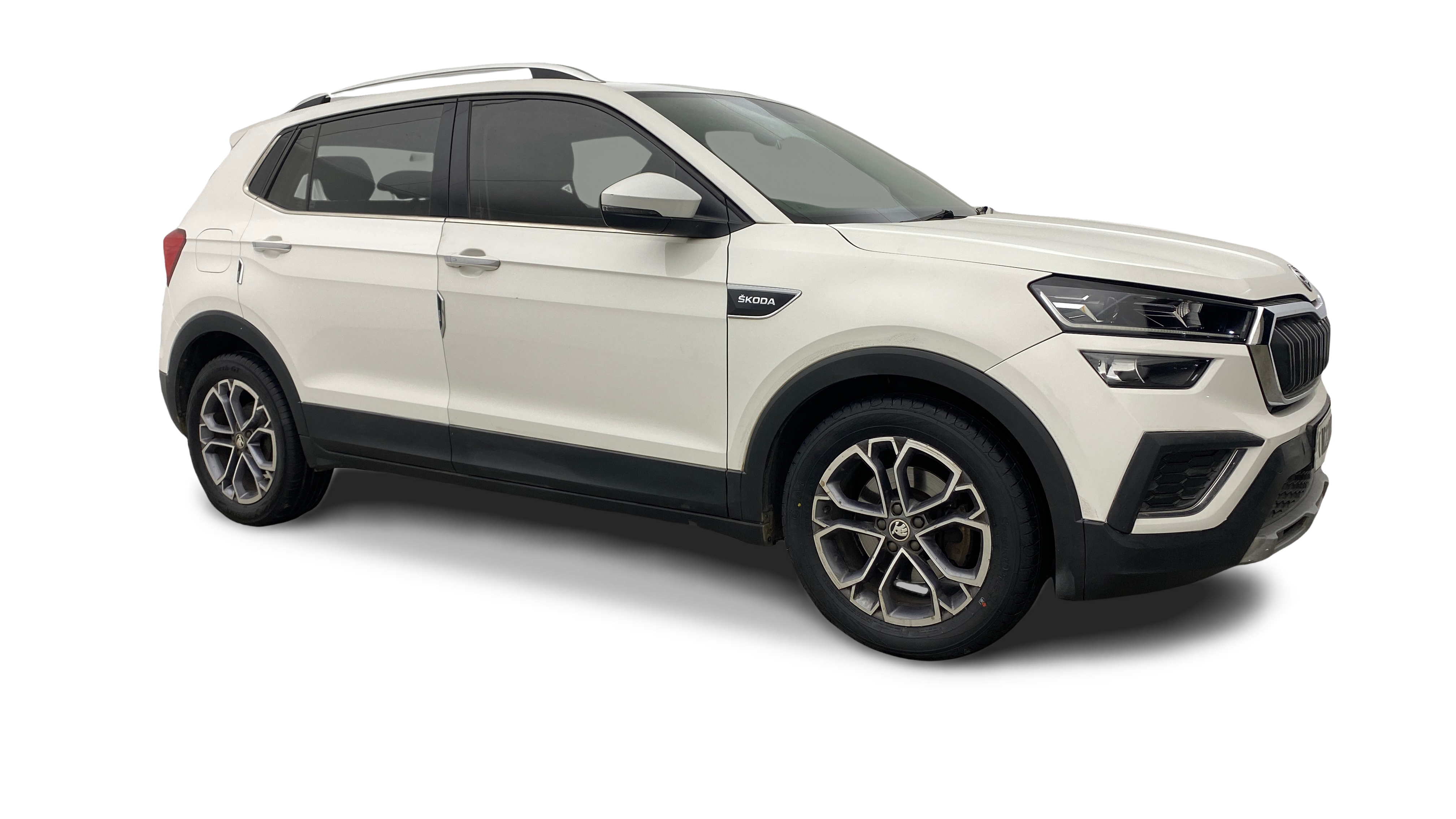 2021 Skoda KUSHAQ - SUV - Petrol - Manual - ₹9.45 lakh