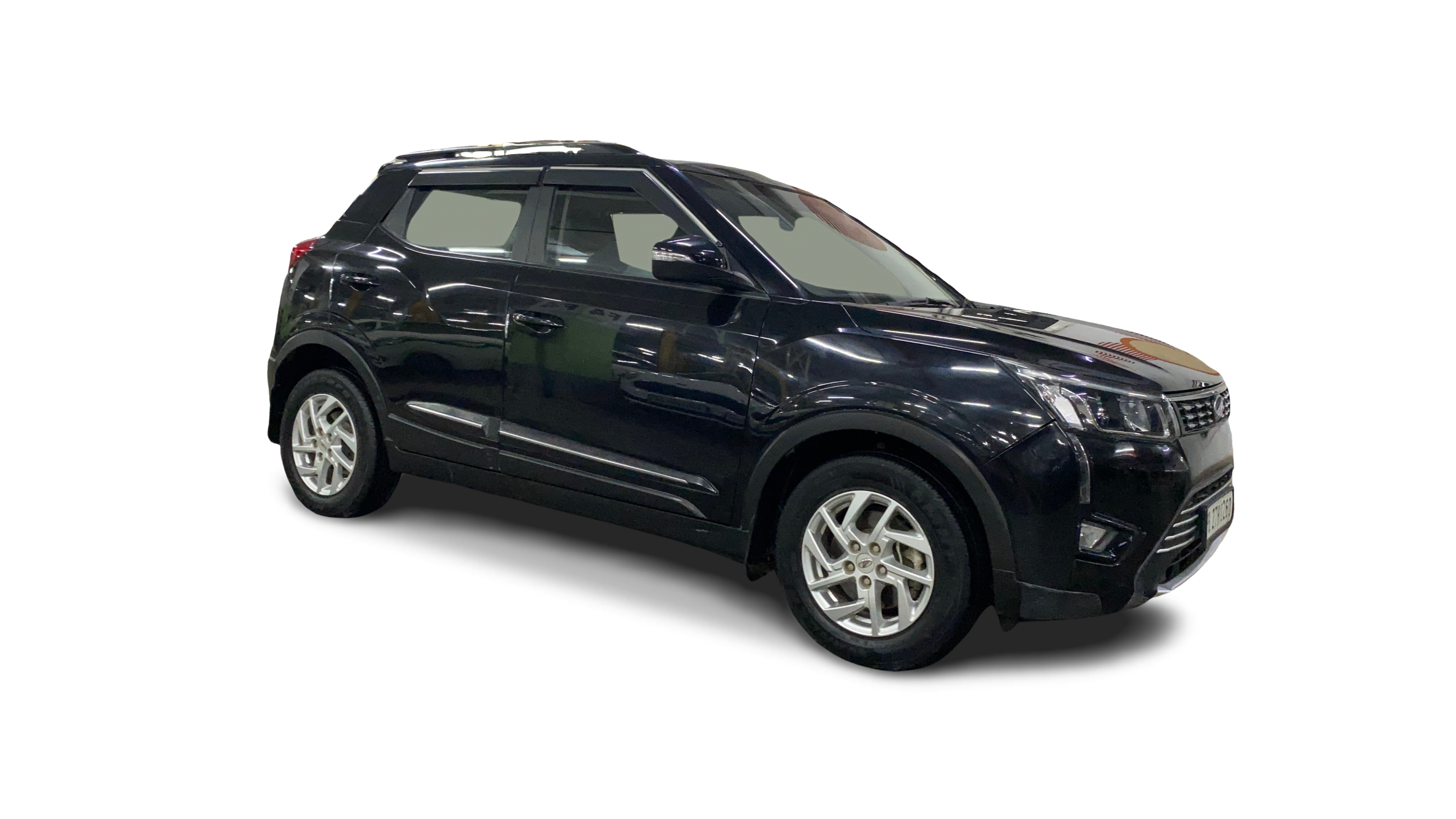 2022 Mahindra XUV300 - SUV - Petrol - Manual - ₹6.08 lakh