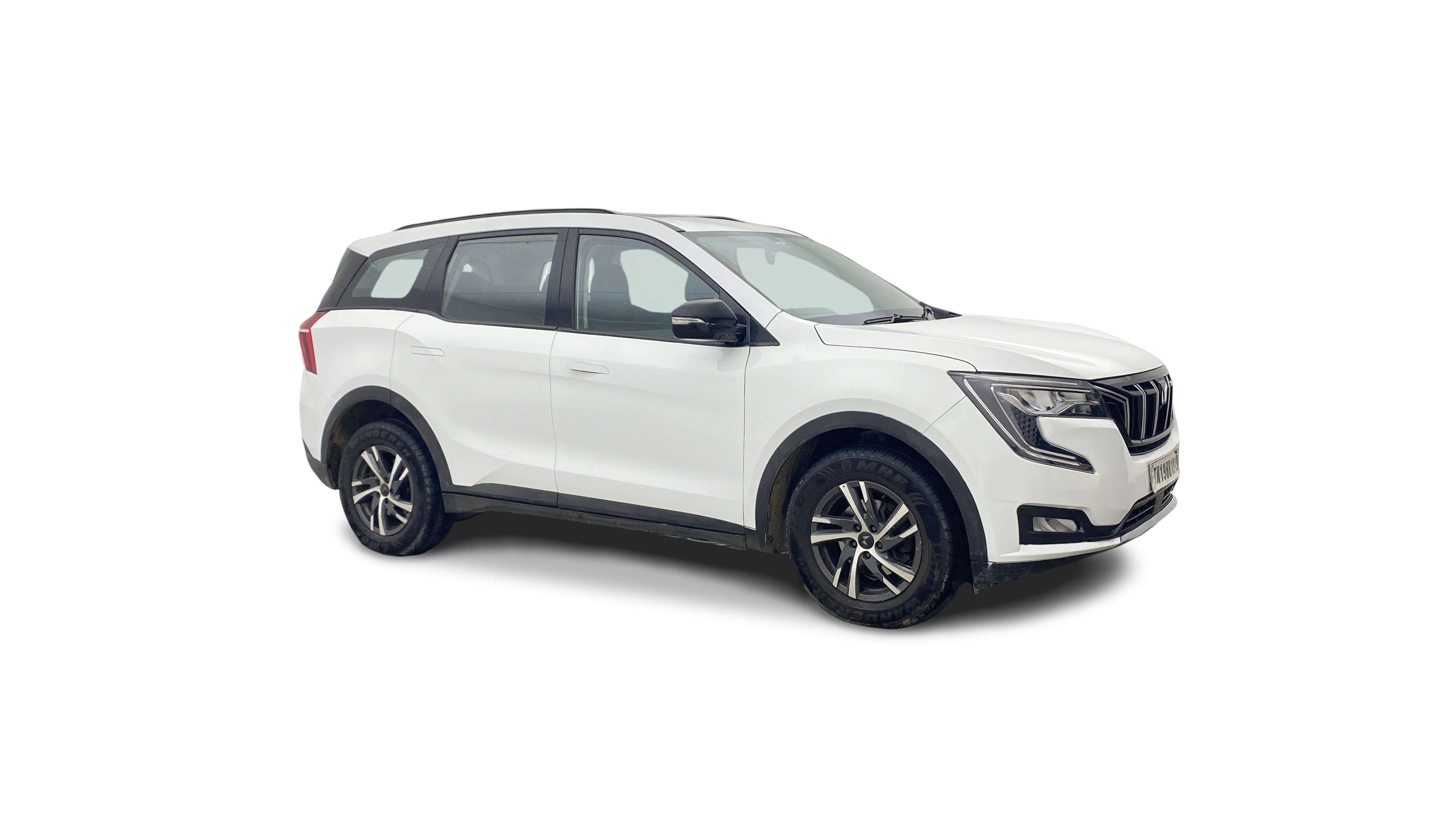 2024 Mahindra XUV700 - SUV - Diesel - Automatic - ₹17.32 lakh