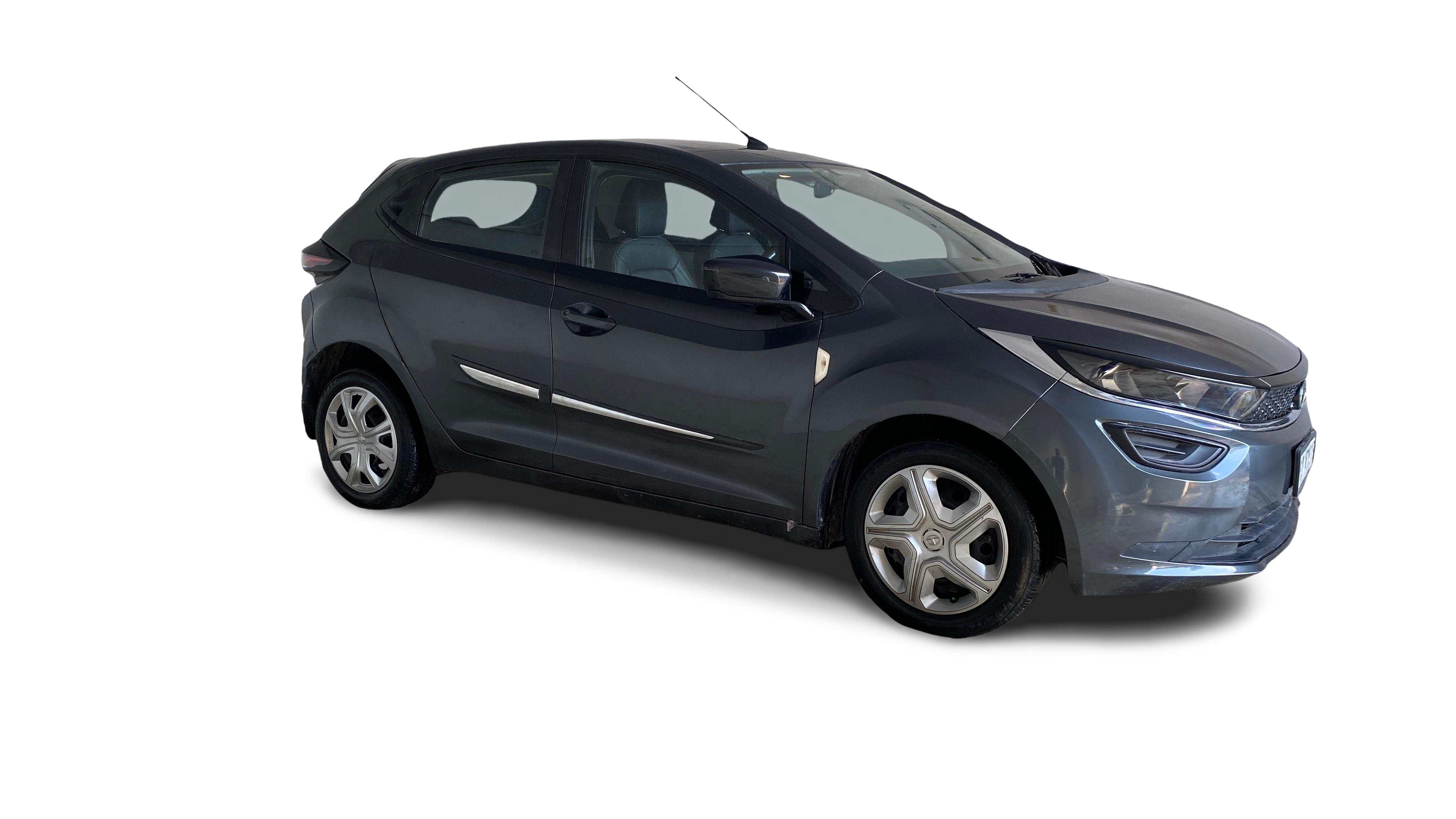 2021 Tata ALTROZ - Hatchback - Petrol - Manual - ₹3.78 lakh