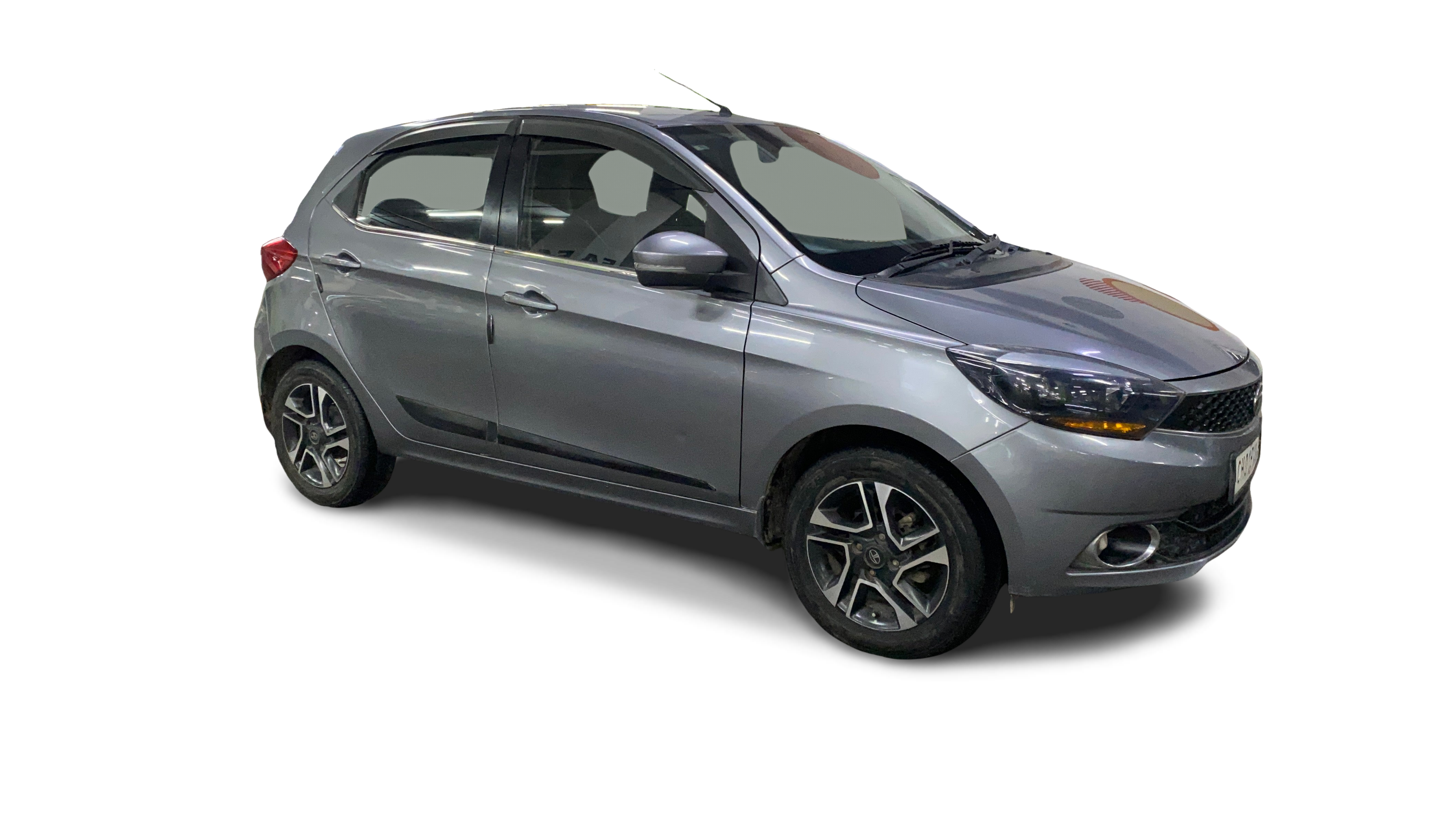 Tata Tiago-img