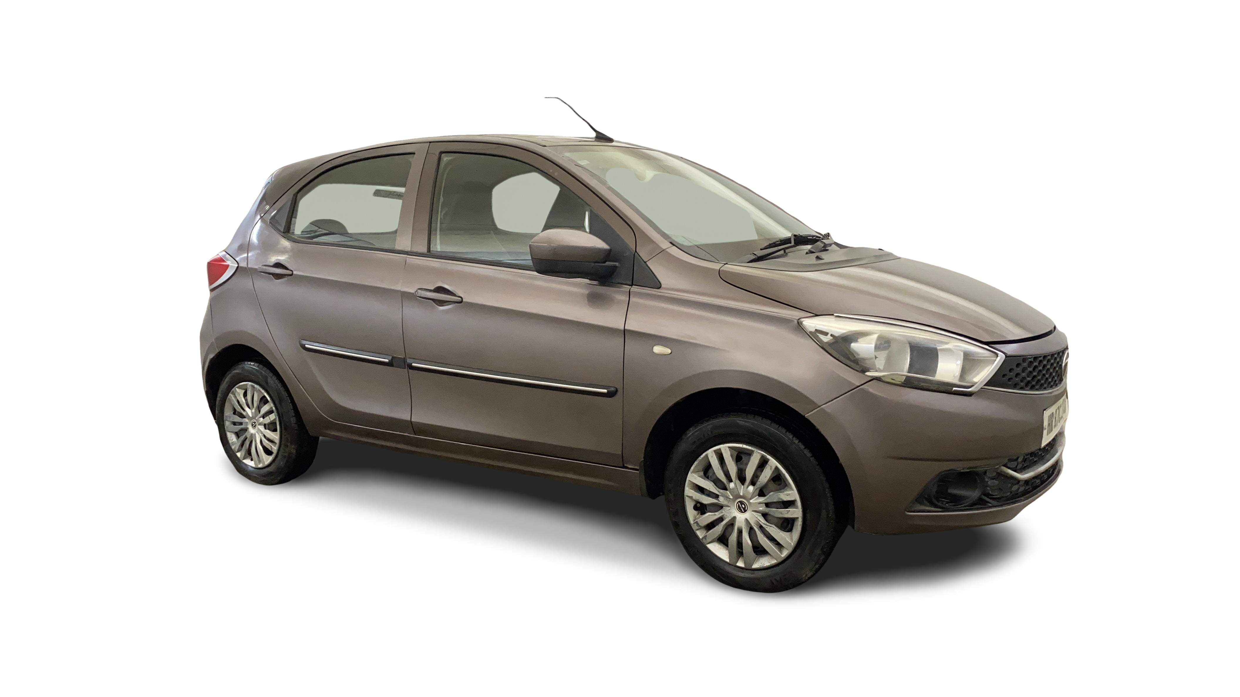 Tata Tiago-img
