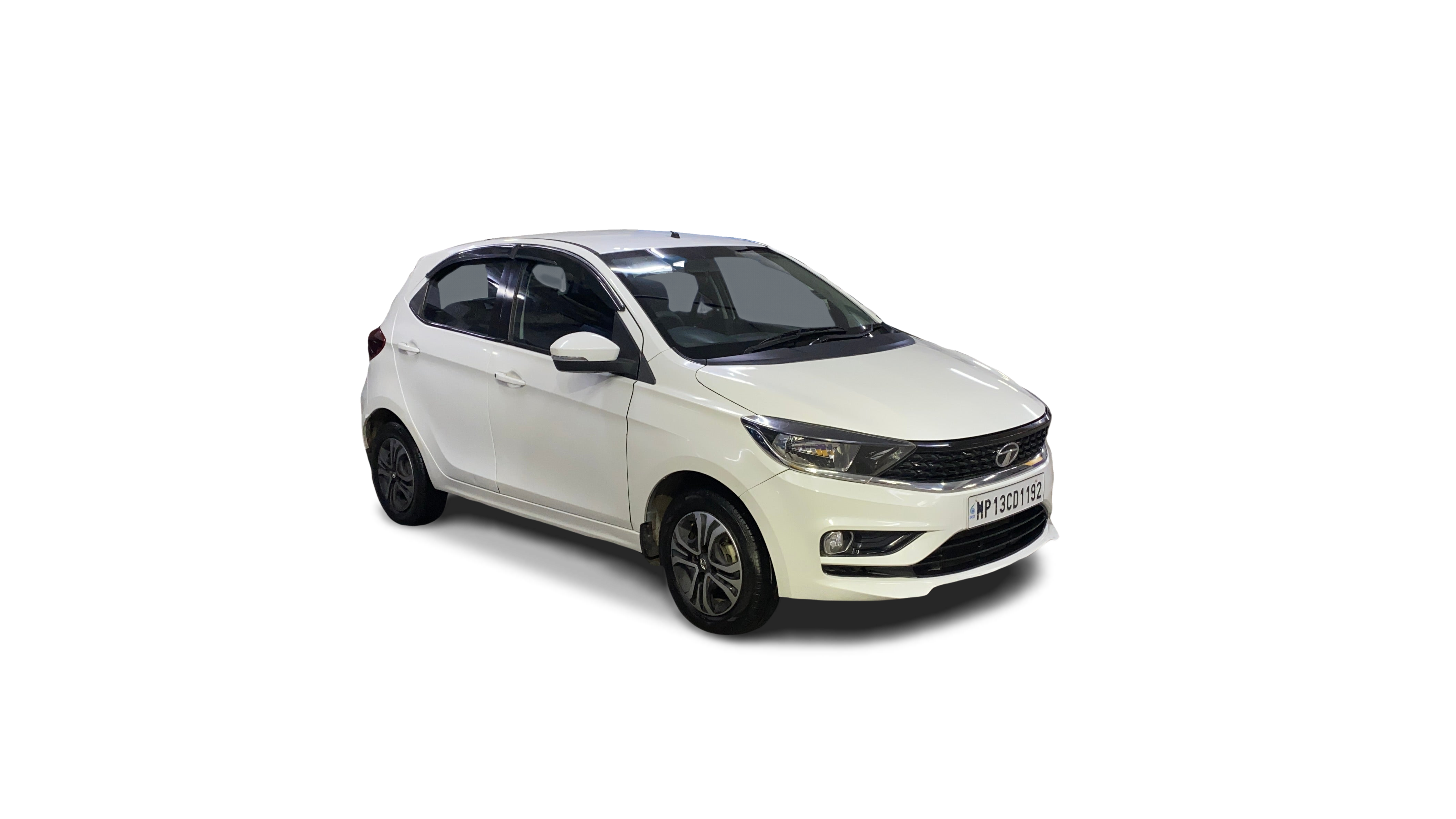 Tata Tiago-img