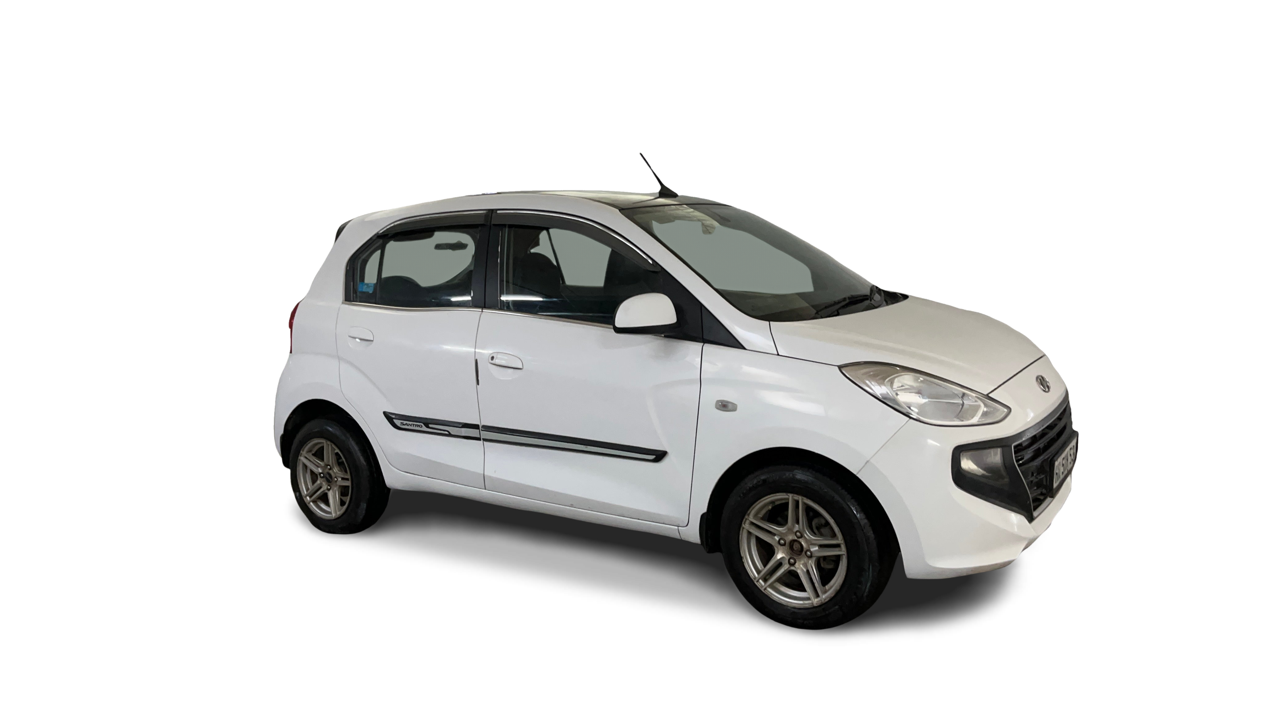 Hyundai NEW SANTRO-img