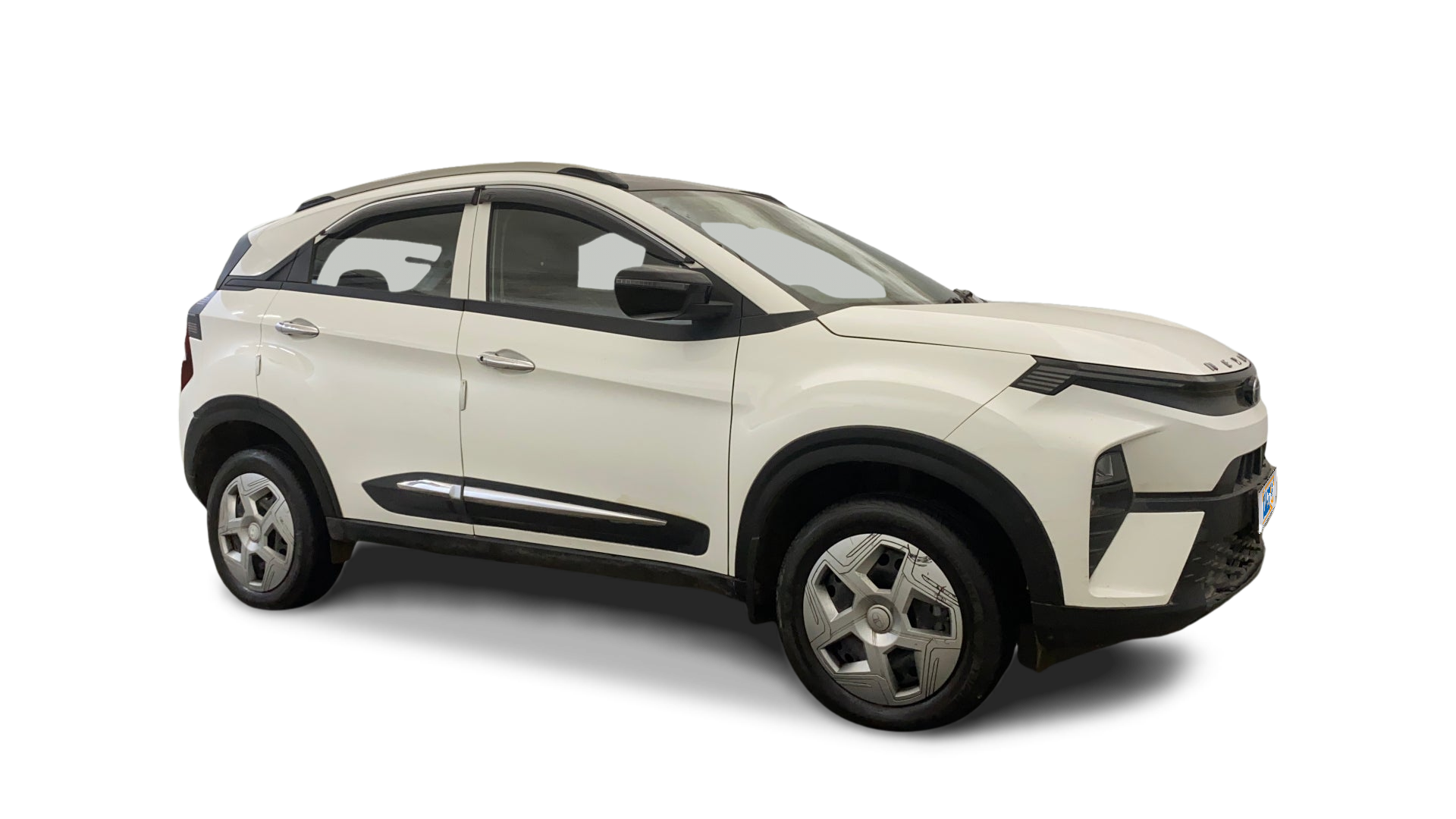 Tata NEXON-img