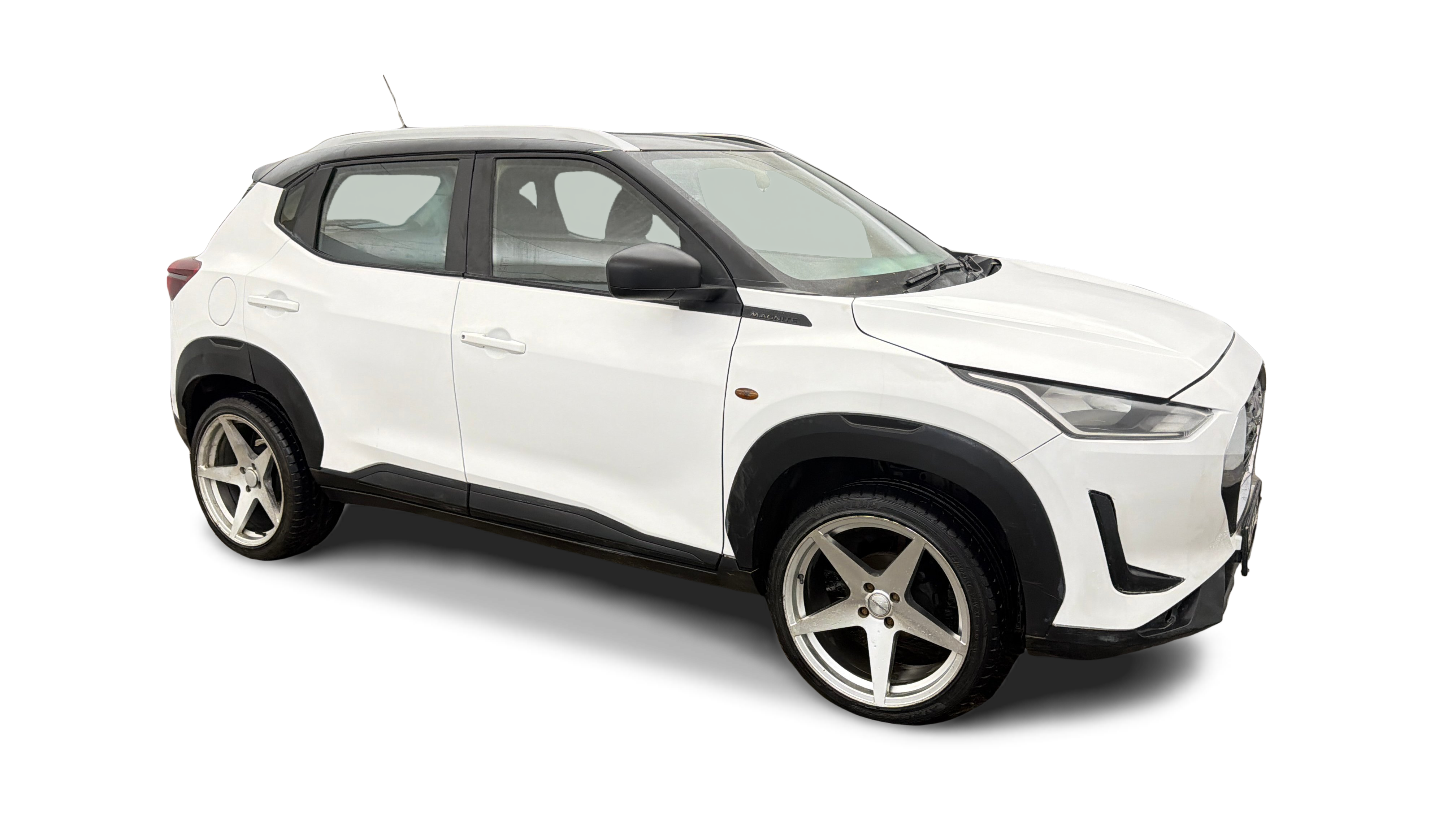 2022 Nissan MAGNITE - SUV - Petrol - Manual - ₹3.32 lakh