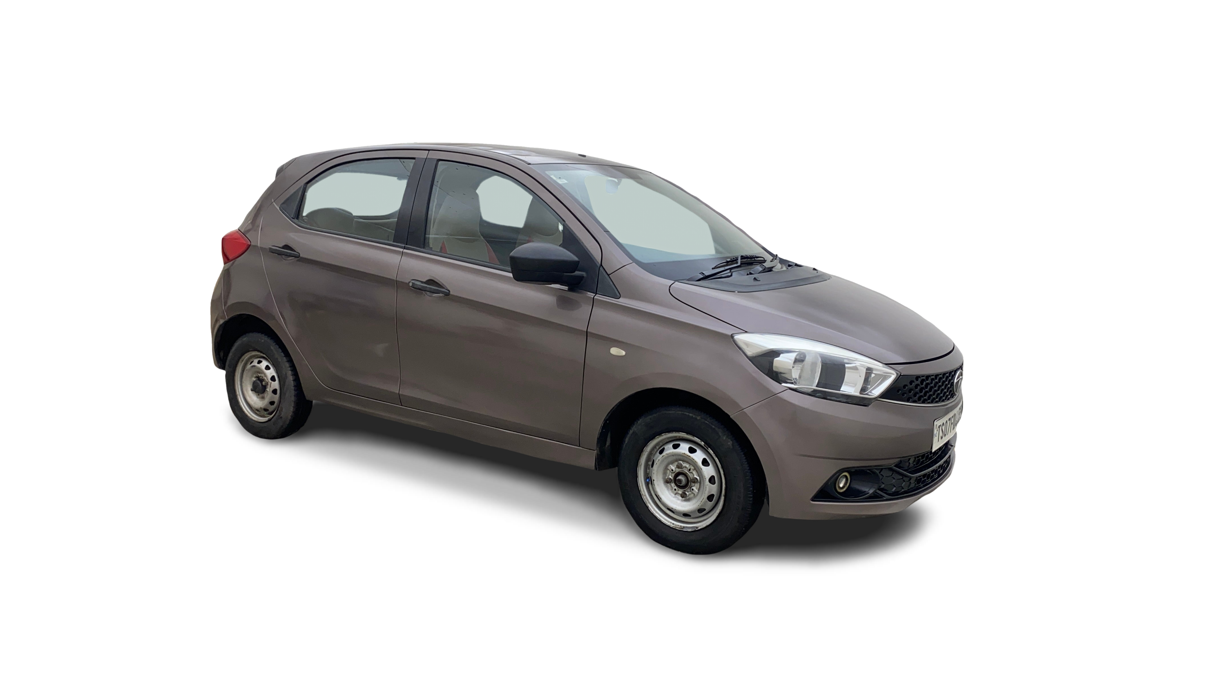 Tata Tiago-img