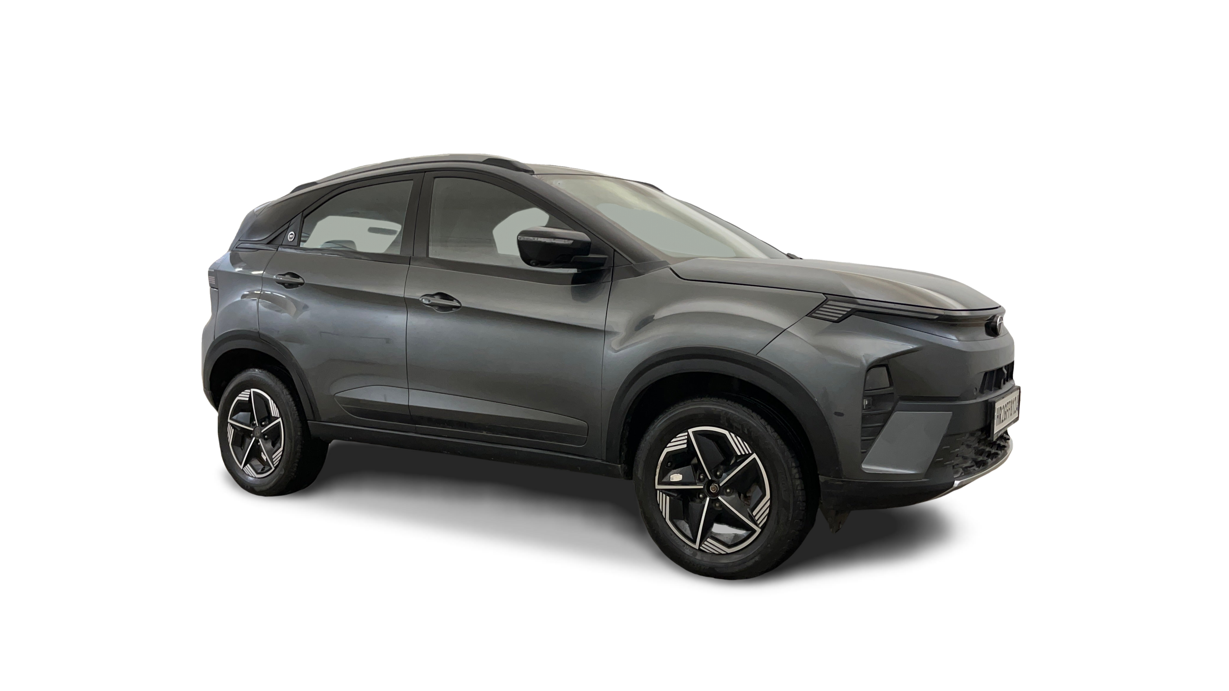 Tata NEXON-img