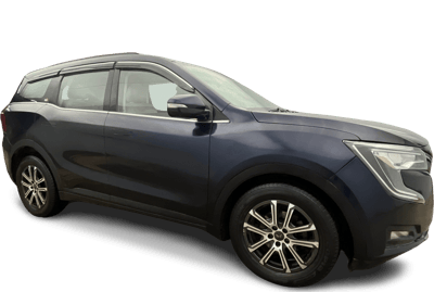 2022 Mahindra XUV700 - SUV - Petrol - Manual - ₹12.45 lakh