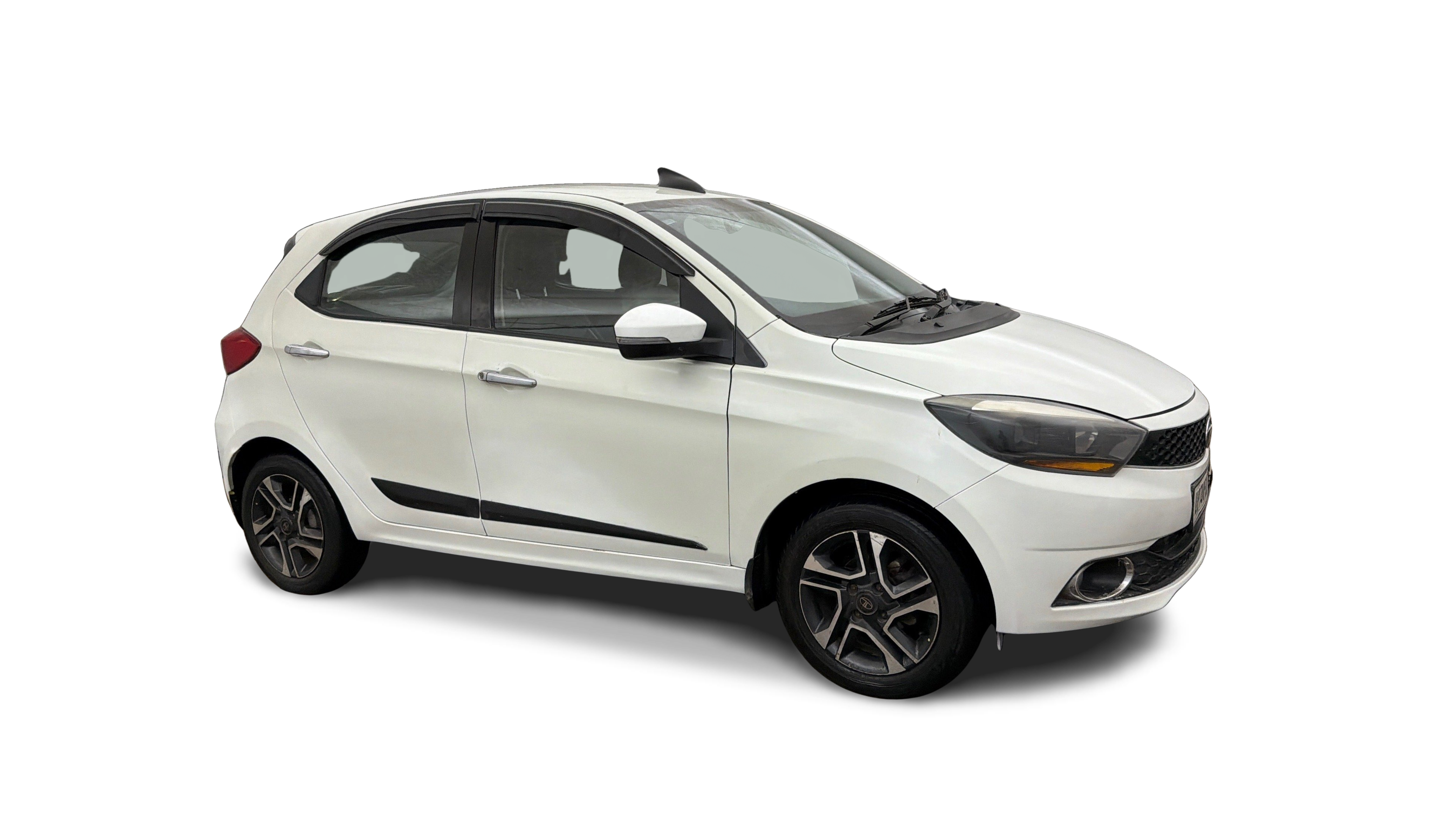 2019 Tata Tiago - Hatchback - Petrol - Manual - ₹3.31 lakh