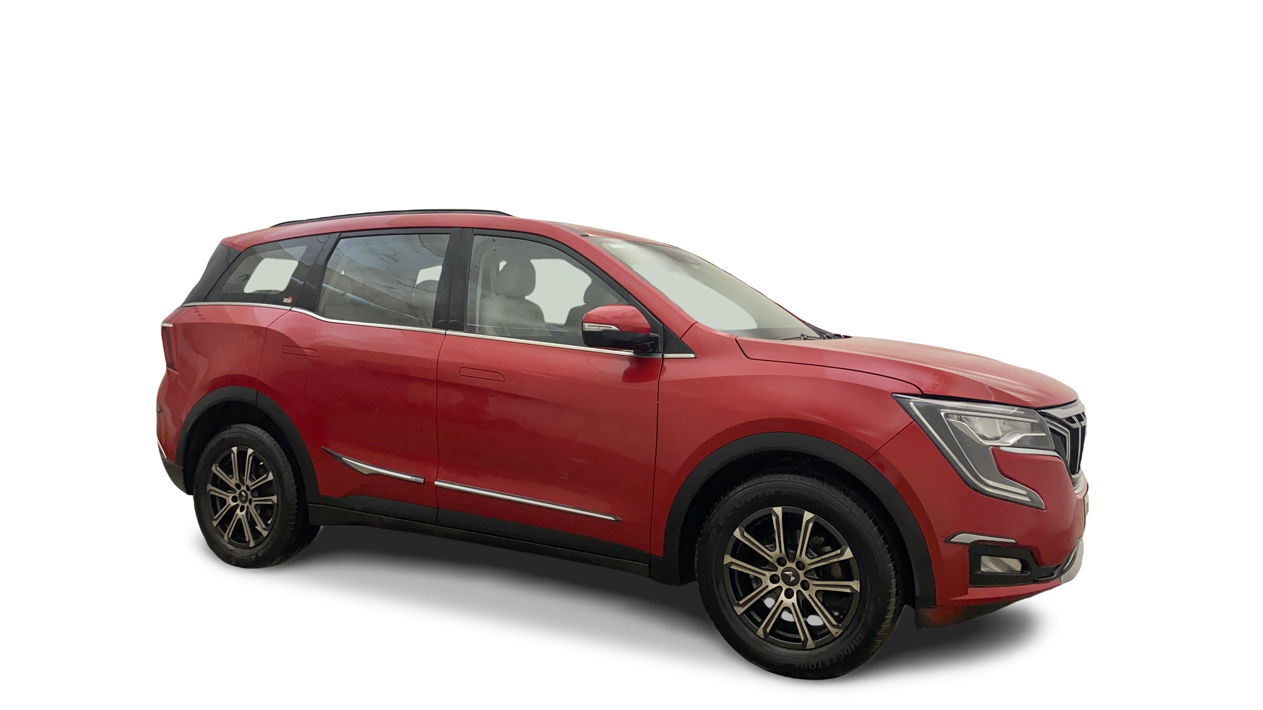 2022 Mahindra XUV700 - SUV - Diesel - Manual - ₹16.35 lakh