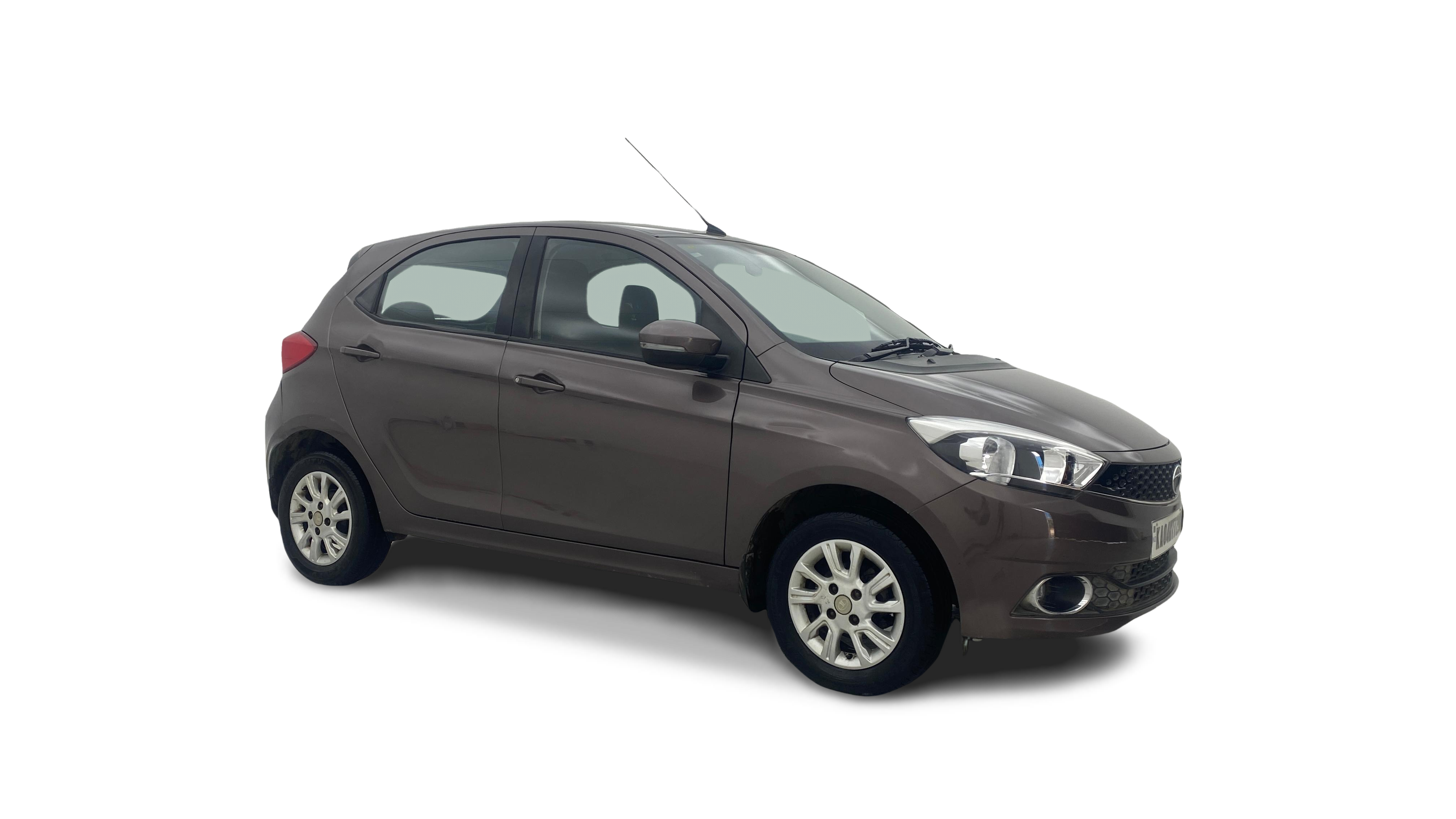 2017 Tata Tiago - Hatchback - Petrol - Manual - ₹3.70 lakh