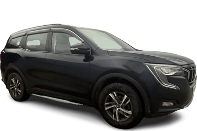 2023 Mahindra XUV700 - SUV - Diesel - Manual - ₹14.48 lakh
