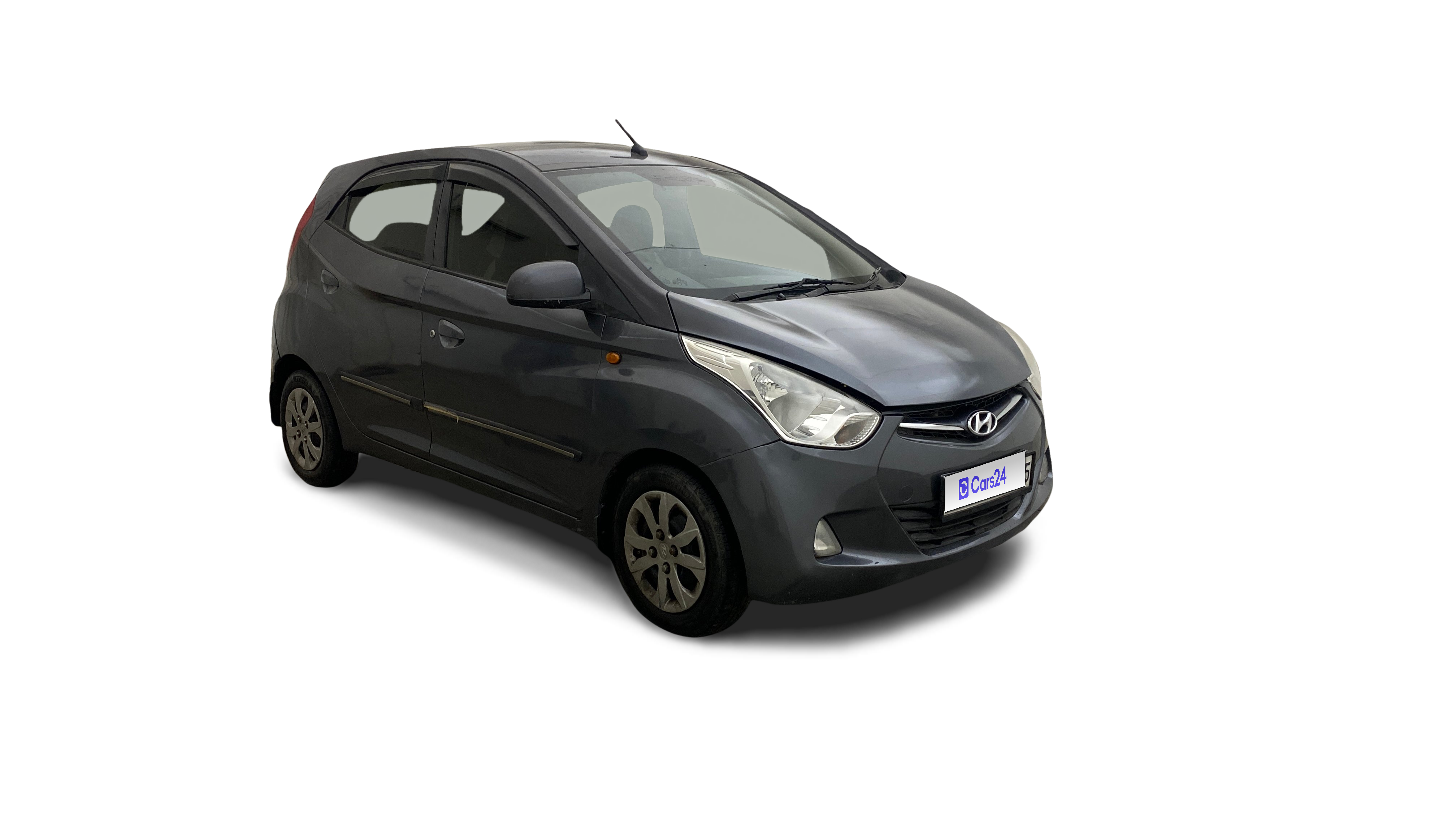 2018 Hyundai Eon - Hatchback - Petrol - Manual - ₹2.42 lakh