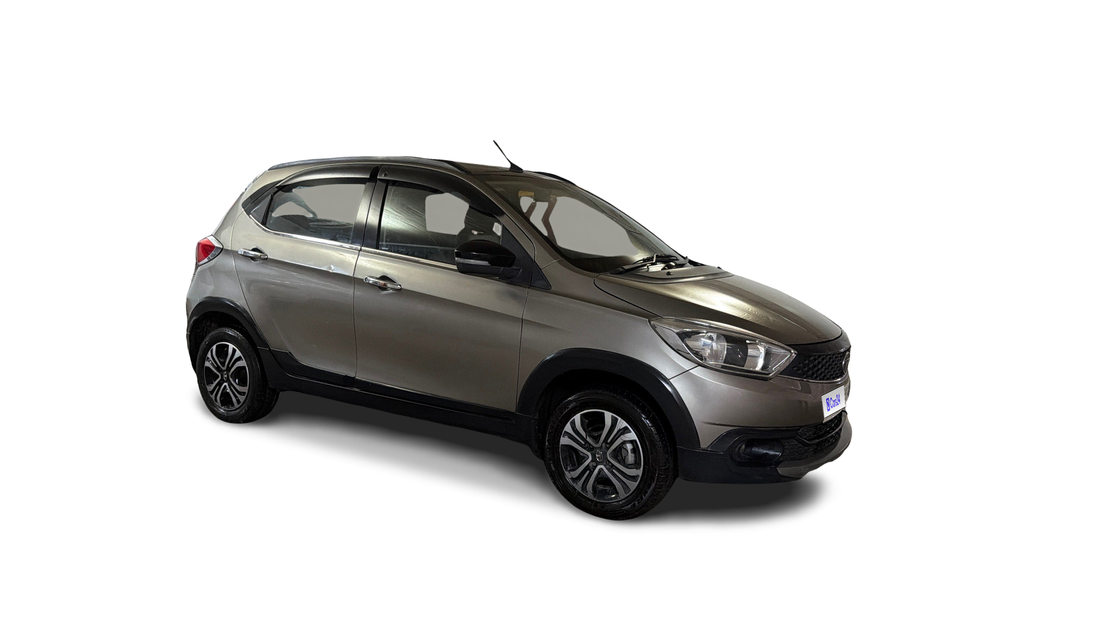 2018 Tata TIAGO NRG - Hatchback - Petrol - Manual - ₹3.41 lakh