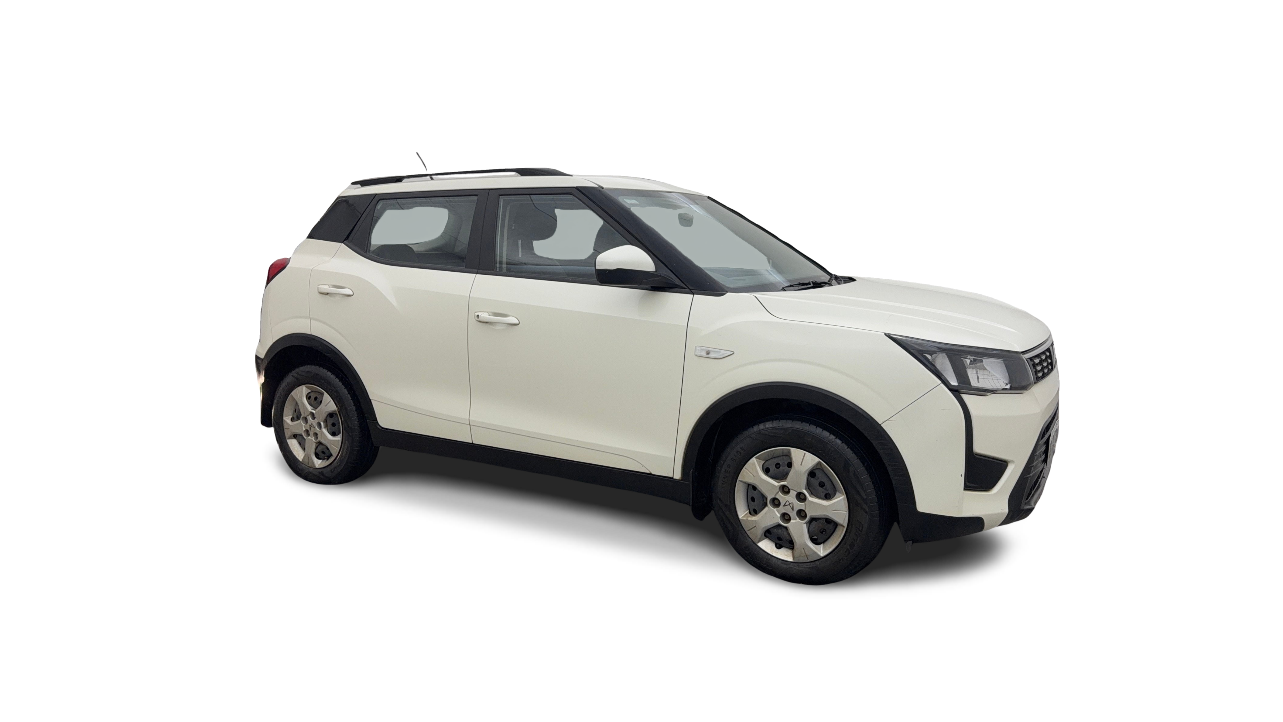 2022 Mahindra XUV300 - SUV - Petrol - Automatic - ₹7.51 lakh