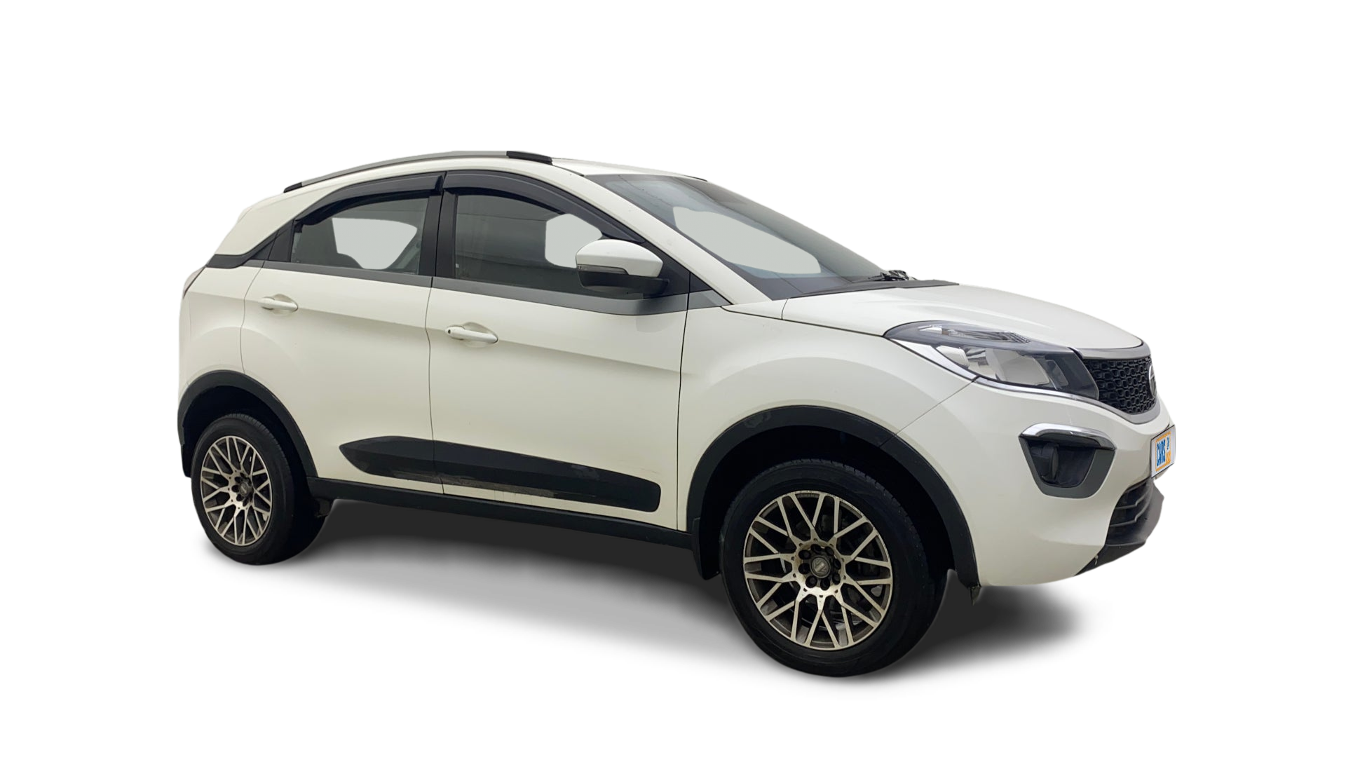 Tata NEXON-img
