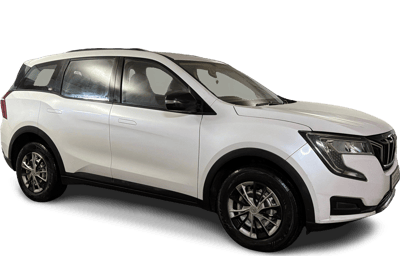 2022 Mahindra XUV700 - SUV - Petrol - Manual - ₹9.55 lakh
