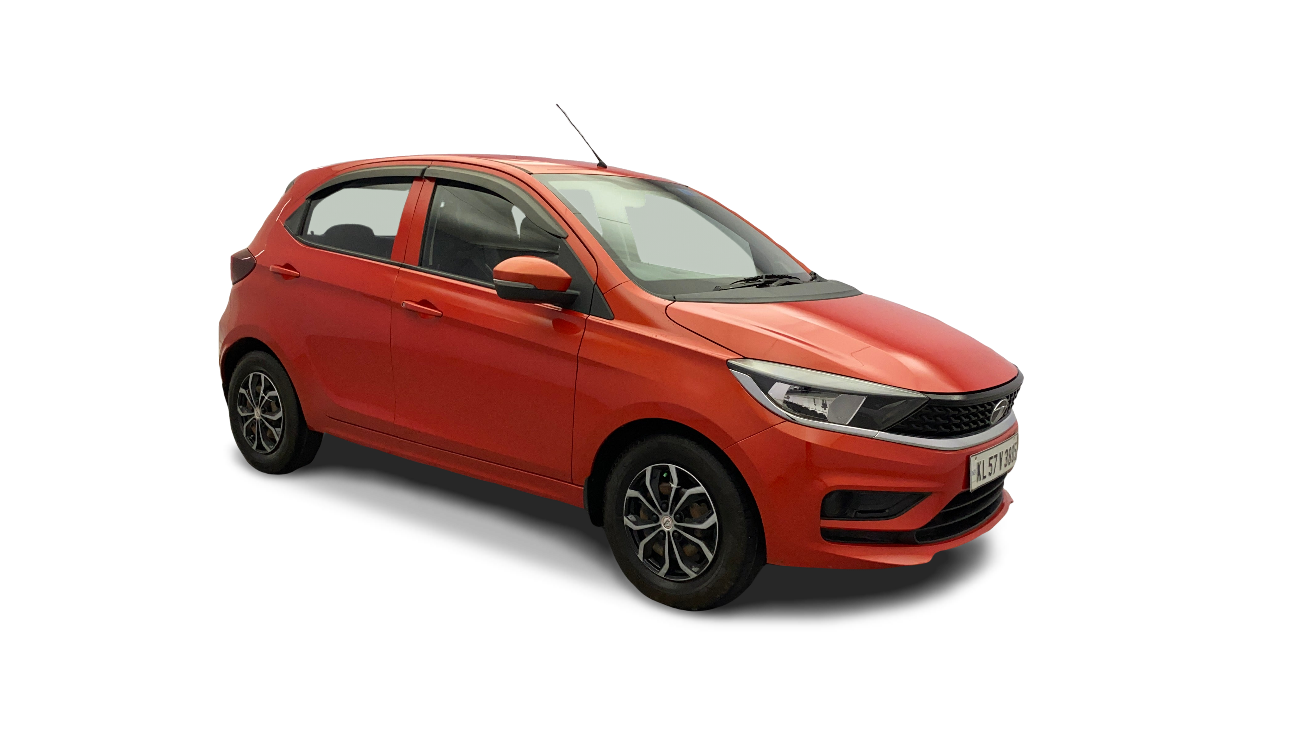 2020 Tata Tiago - Hatchback - Petrol - Manual - ₹3.45 lakh