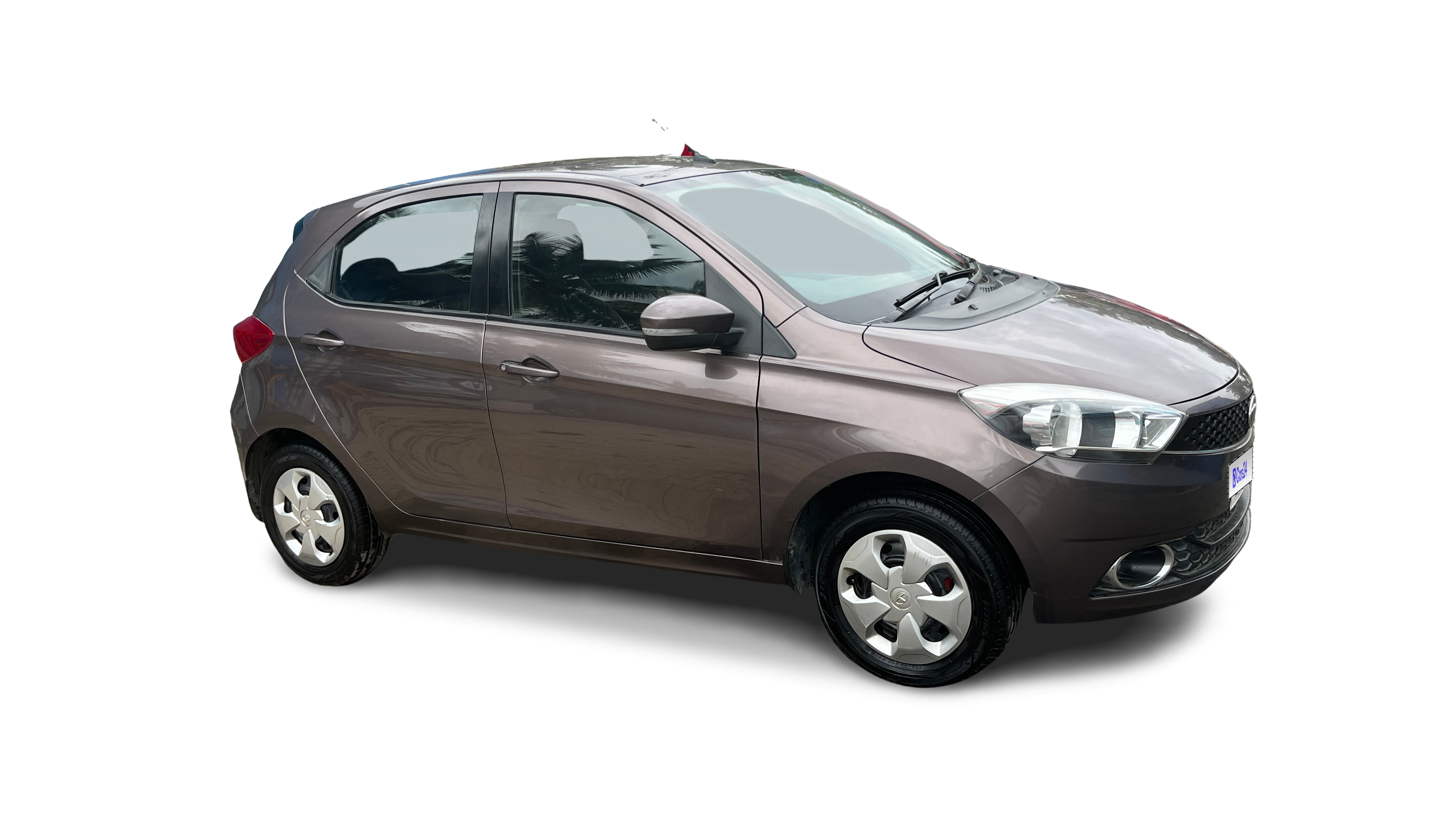 2016 Tata Tiago - Hatchback - Petrol - Manual - ₹3.50 lakh