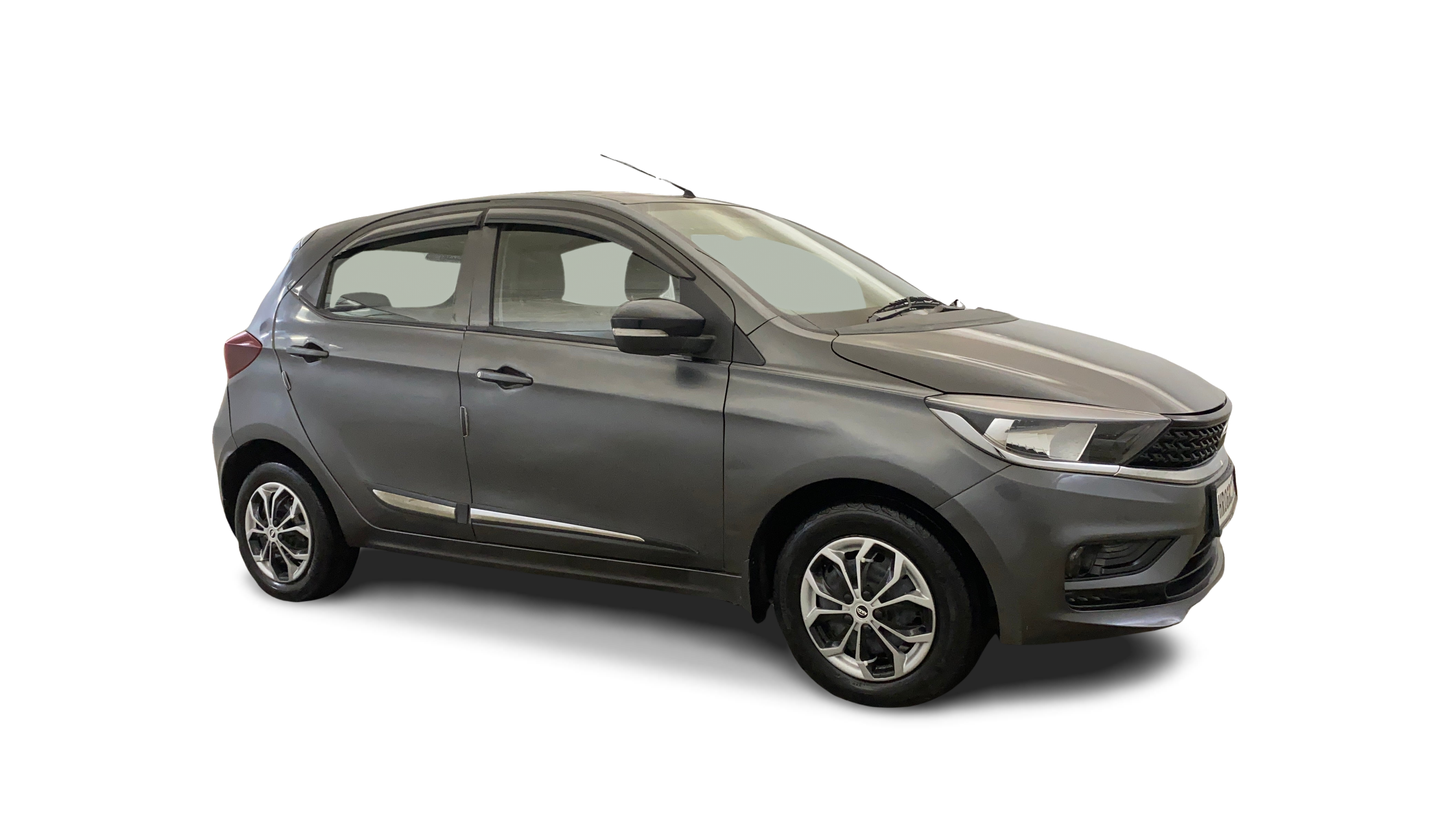 Tata Tiago-img