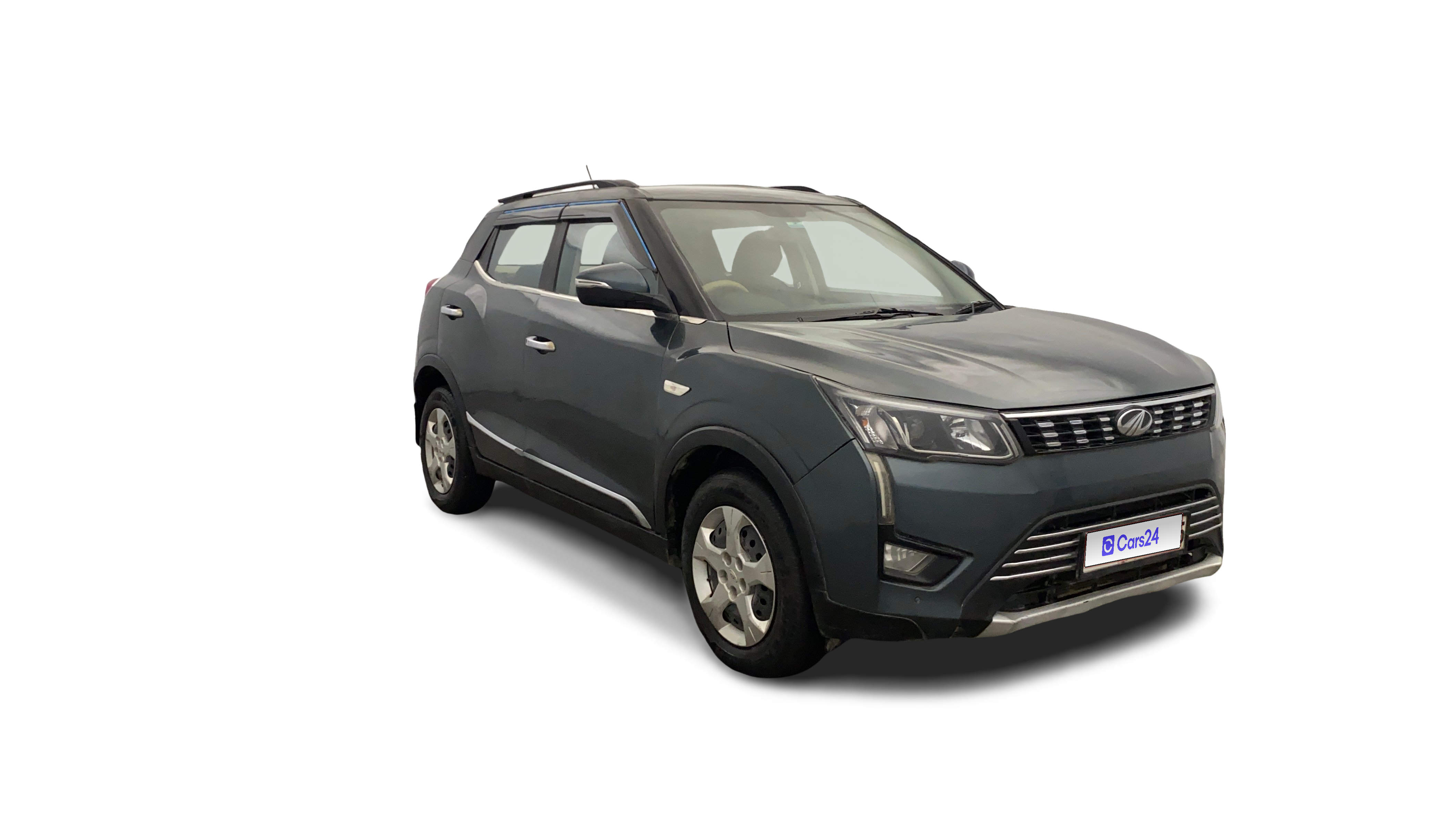2022 Mahindra XUV300 - SUV - Diesel - Manual - ₹6.82 lakh
