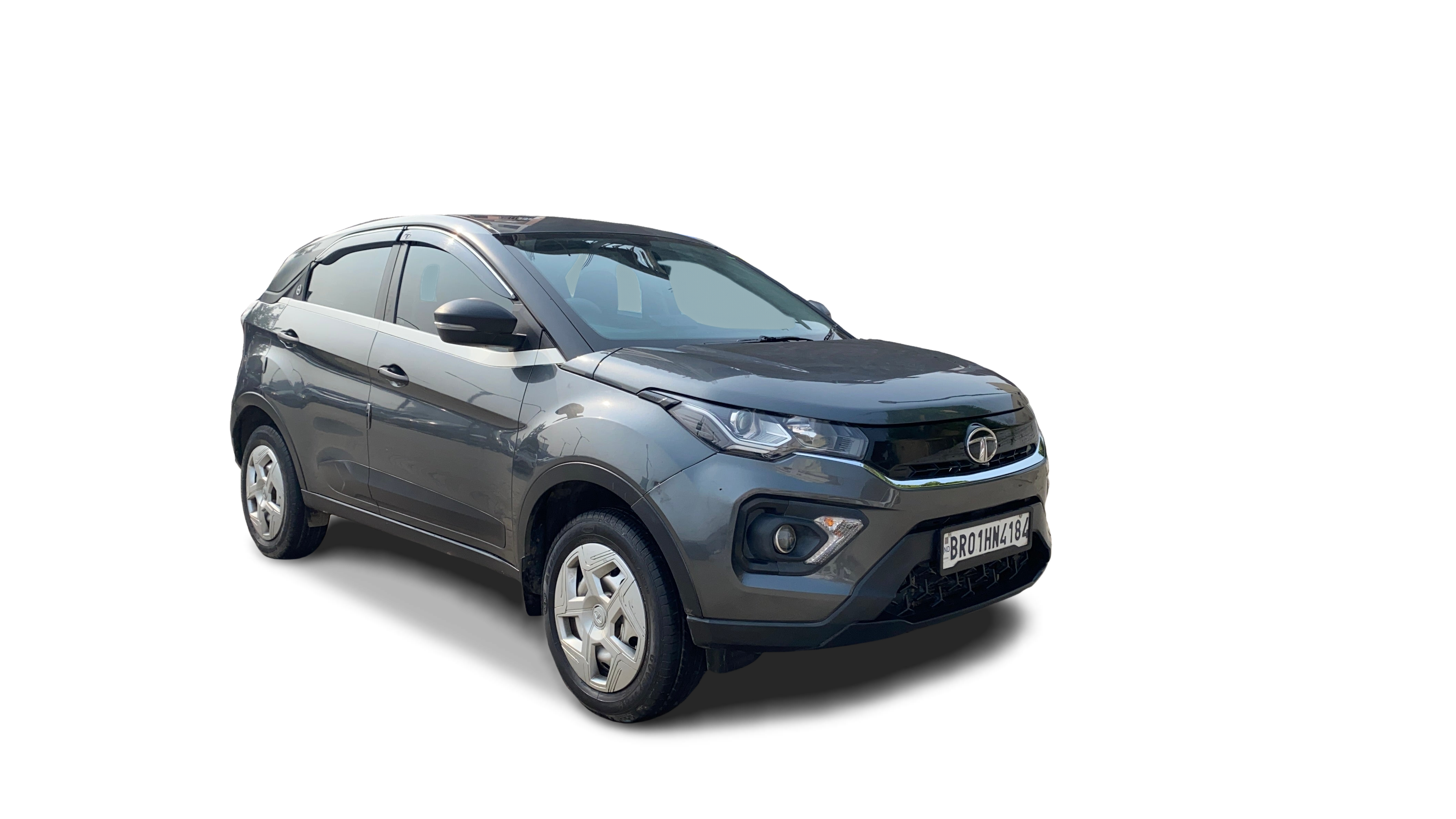 Tata NEXON-img