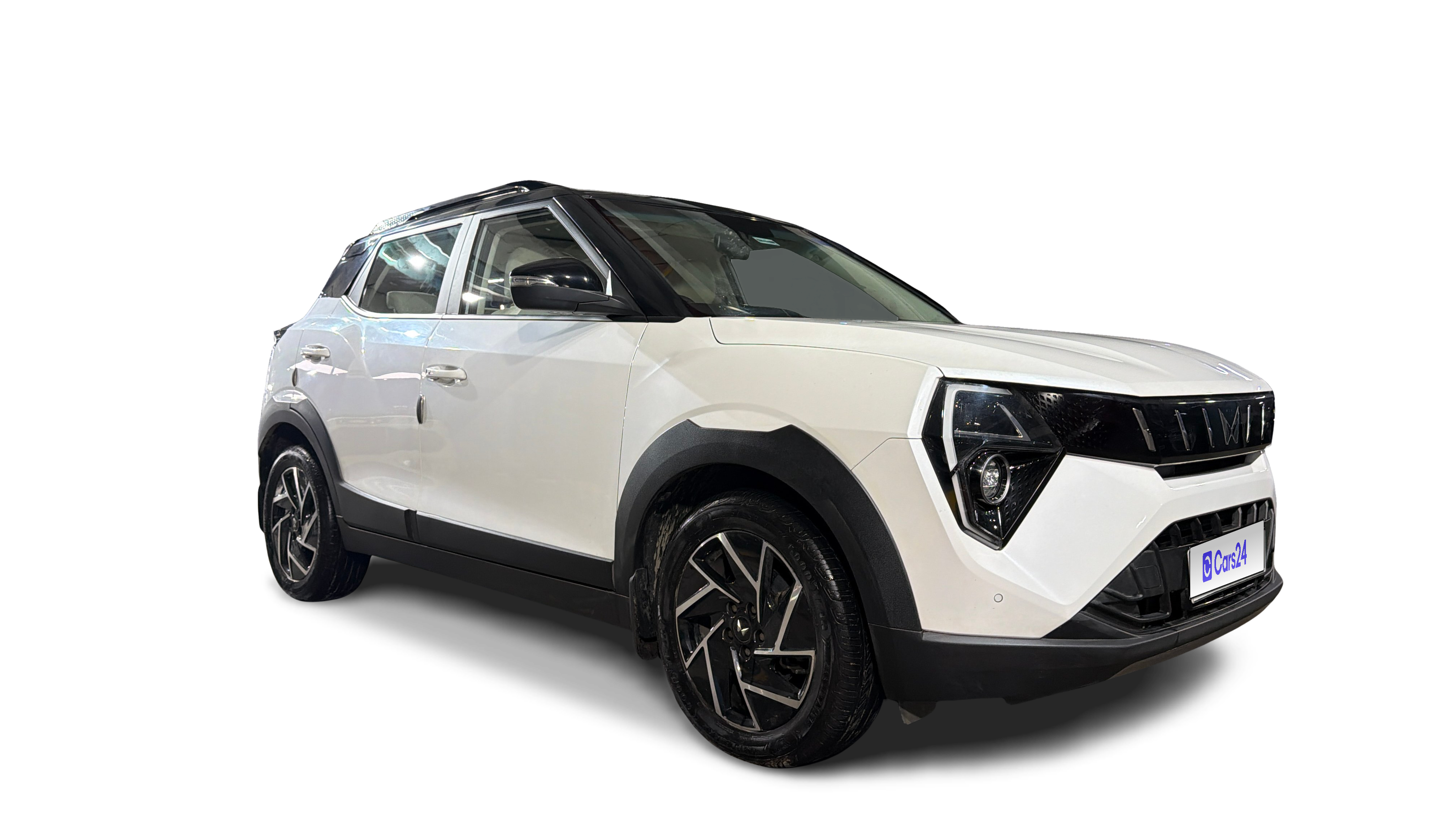 2024 Mahindra XUV 3XO - SUV - Petrol - Automatic - ₹10.04 lakh