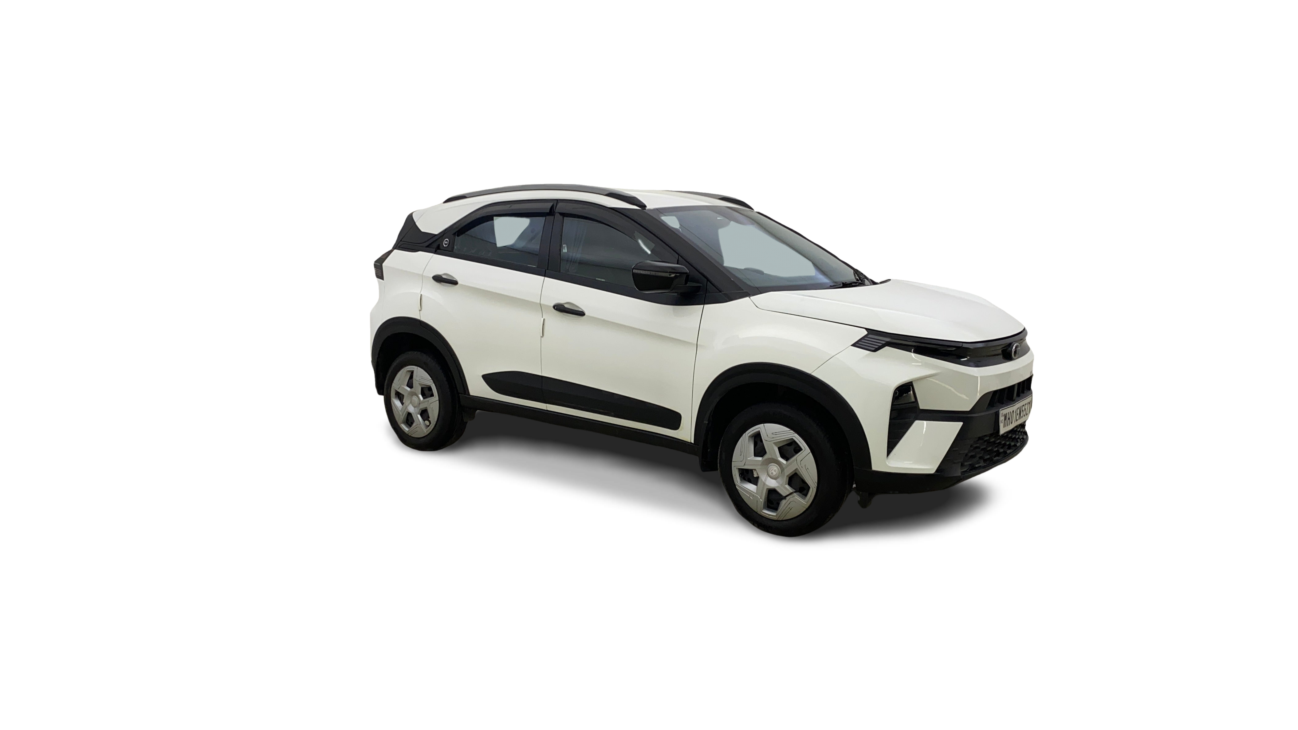 Tata NEXON-img