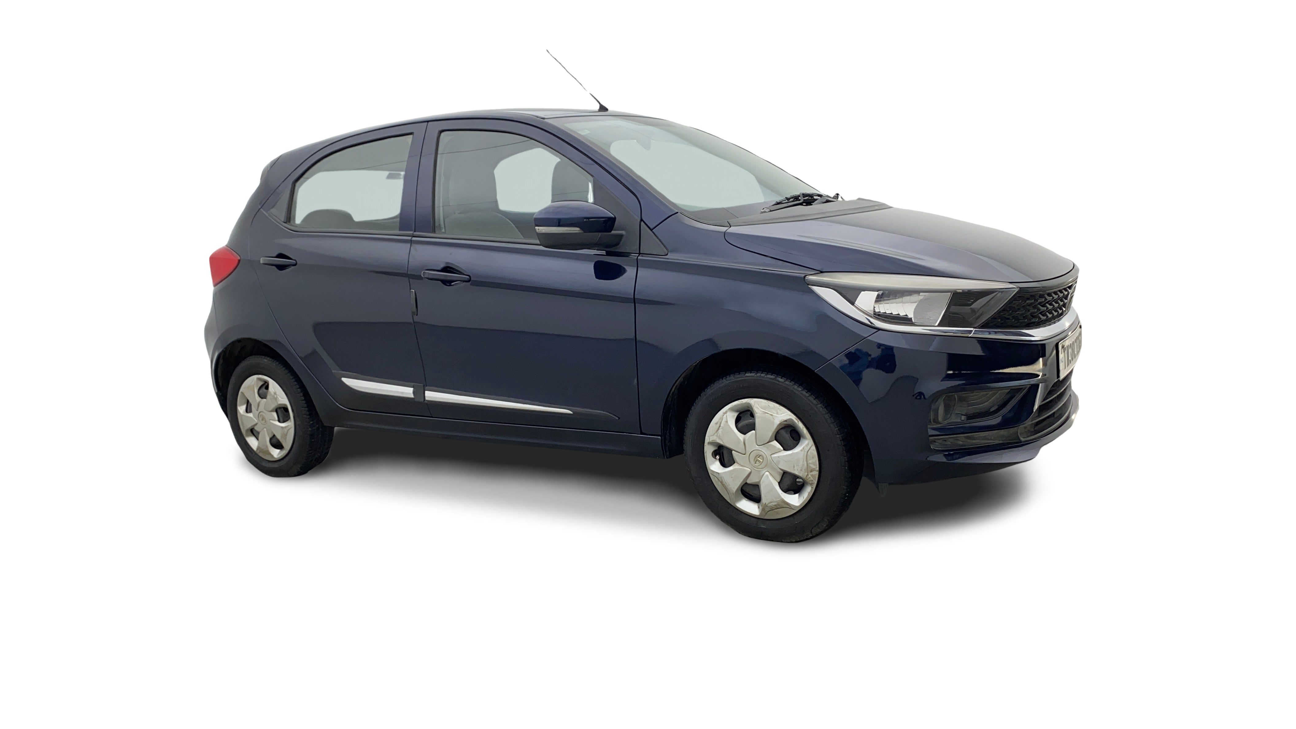 Tata Tiago-img