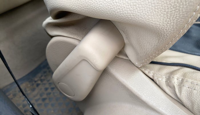 2018 Volkswagen Ameo HIGHLINE PLUS 1.0L 16 ALLOY, Petrol, Manual, 34,206 km, Third Seat Row ( optional )