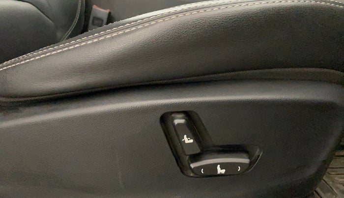 2019 MG HECTOR SHARP 1.5 DCT PETROL, Petrol, Automatic, 83,263 km, Driver Side Adjustment Panel