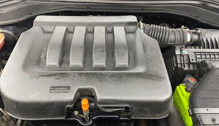2022 Mahindra XUV700 MX P MT 5 STR, Petrol, Manual, 46,922 km, Engine View