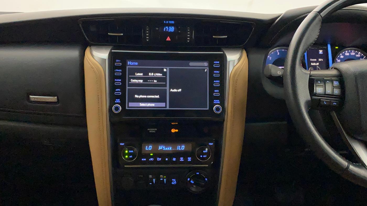 2023 Toyota Fortuner 4X4 AT 2.8 DIESEL, Diesel, Automatic, 83,884 km, Air Conditioner
