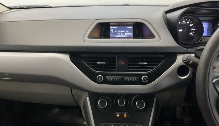 2018 Tata NEXON XM PETROL, Petrol, Manual, 70,106 km, Air Conditioner