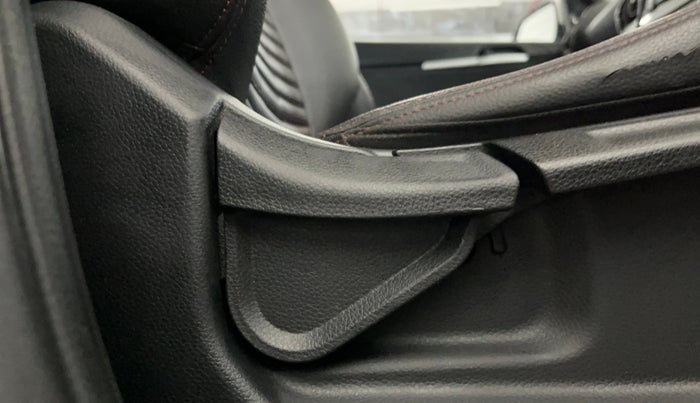 2020 KIA SONET GTX PLUS 1.5 AT, Diesel, Automatic, 86,738 km, Driver Side Adjustment Panel