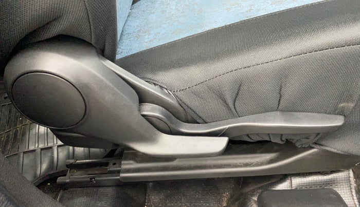 2021 Toyota Glanza G, Petrol, Manual, 1,09,650 km, Driver Side Adjustment Panel