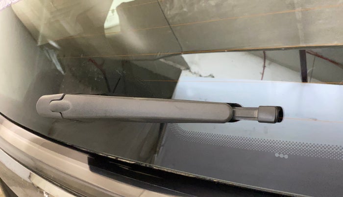 2022 Jeep MERIDIAN LIMITED (O) 4X4 AT, Diesel, Automatic, 18,482 km, Rear Wiper